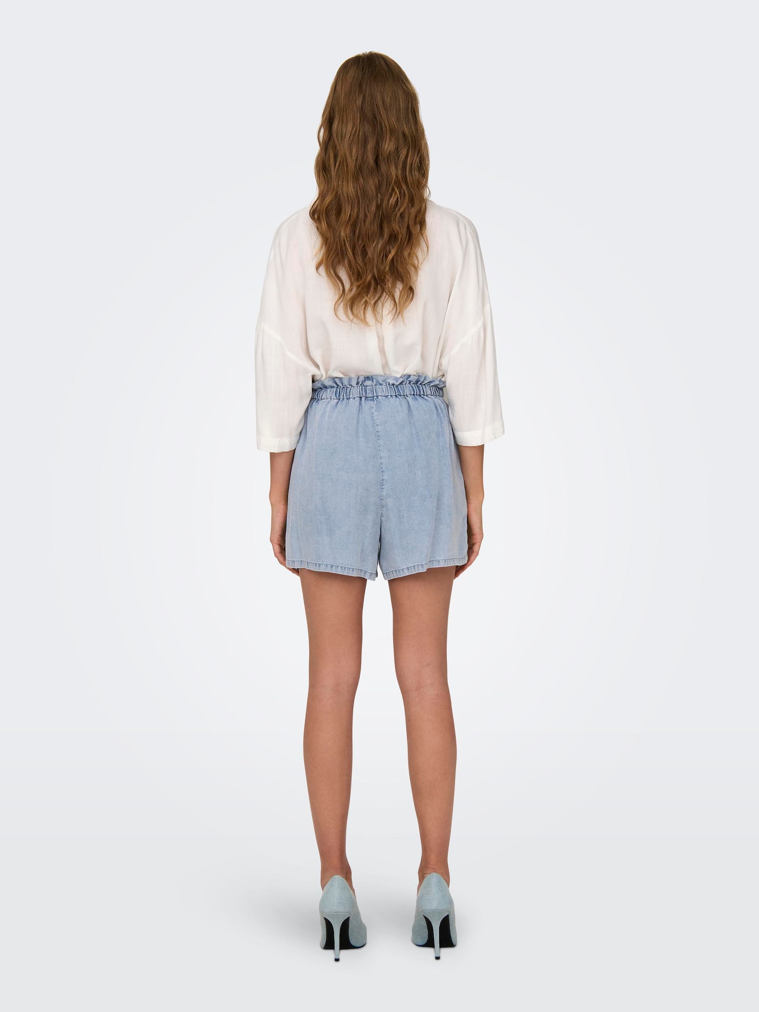 Thumbnail - Shorts 'Beth'