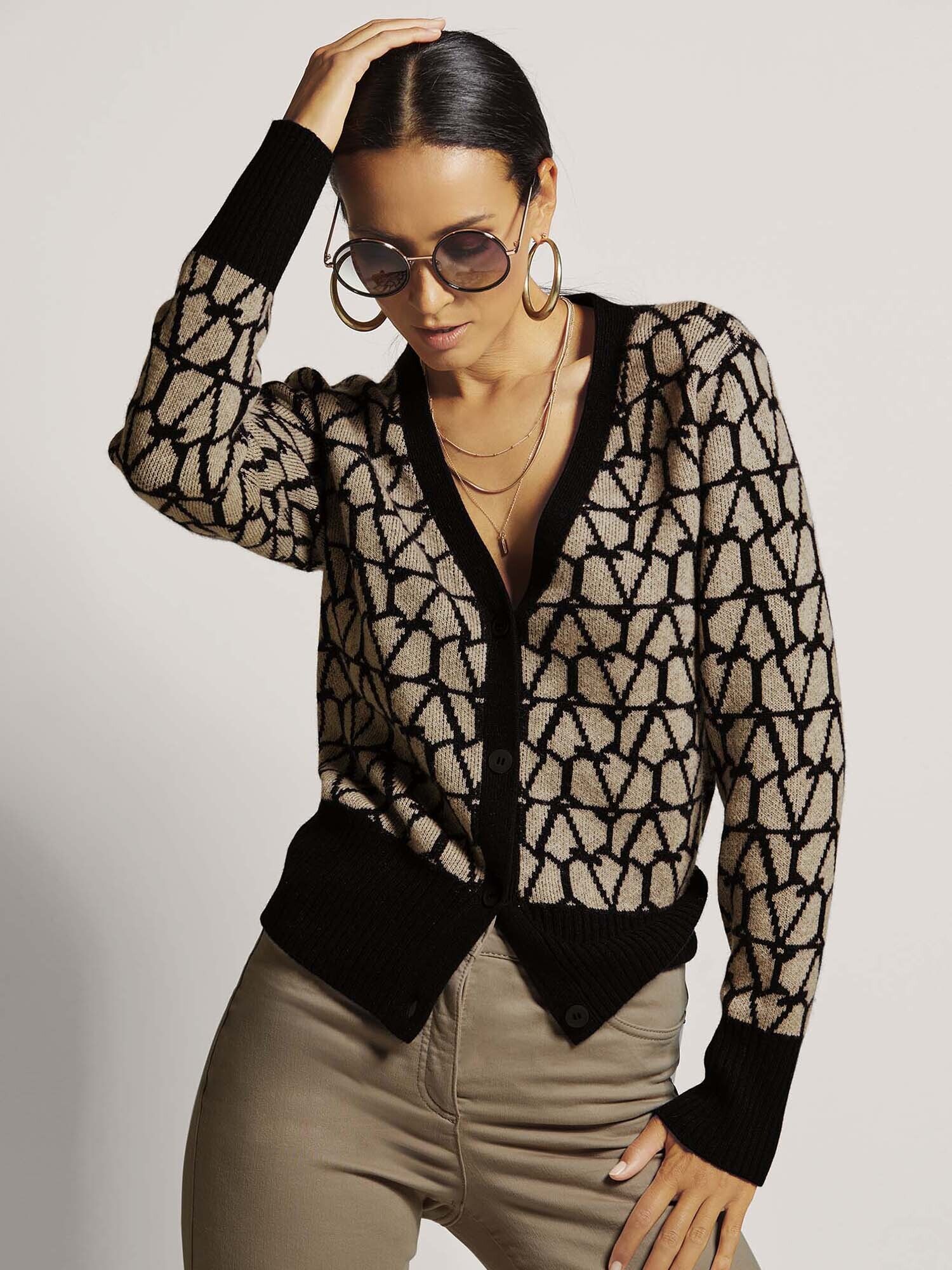 Thumbnail - MADELEINE Strickjacke