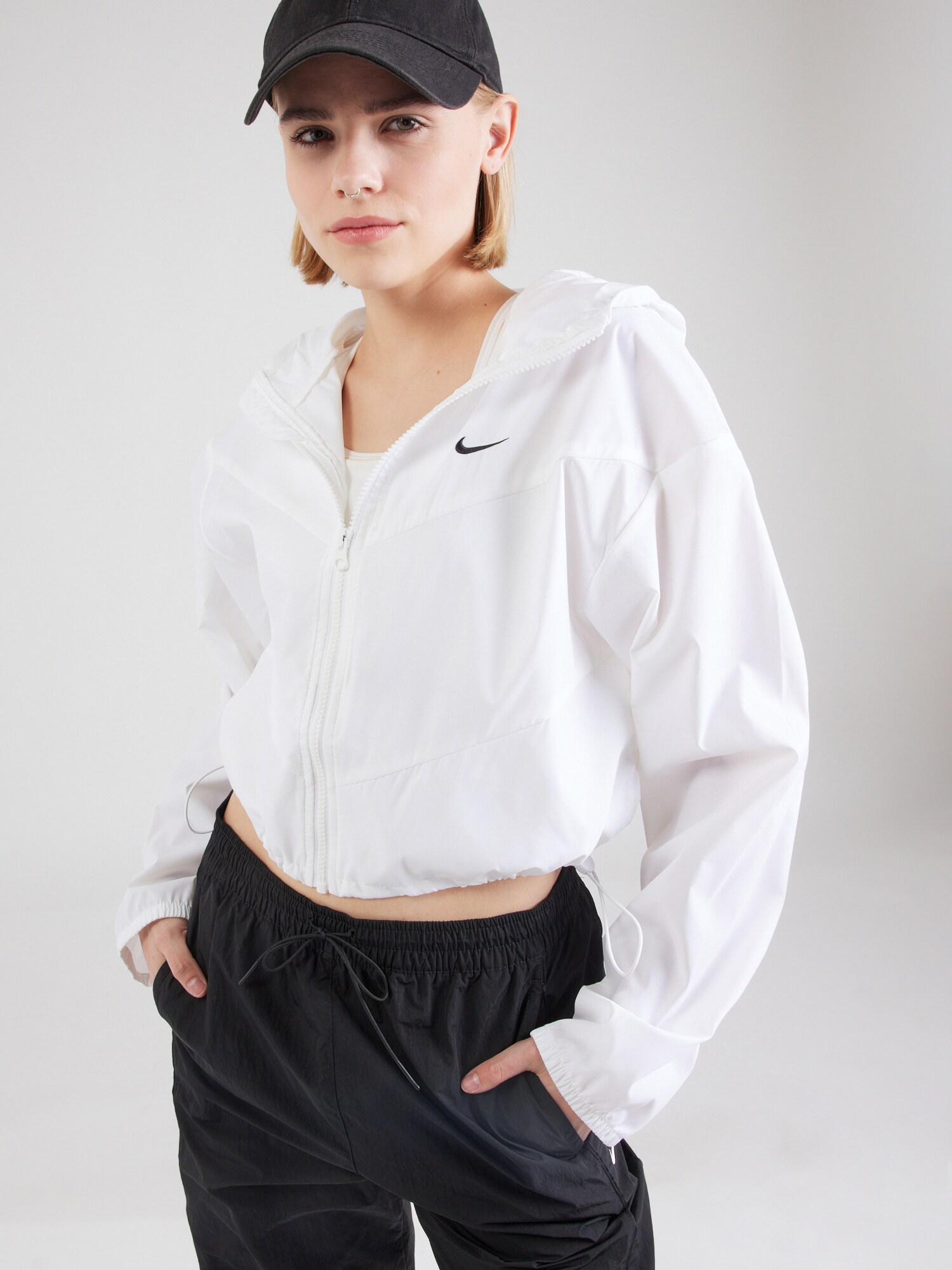 Nike Sportswear Átmeneti dzseki  fehér termék 2. képe