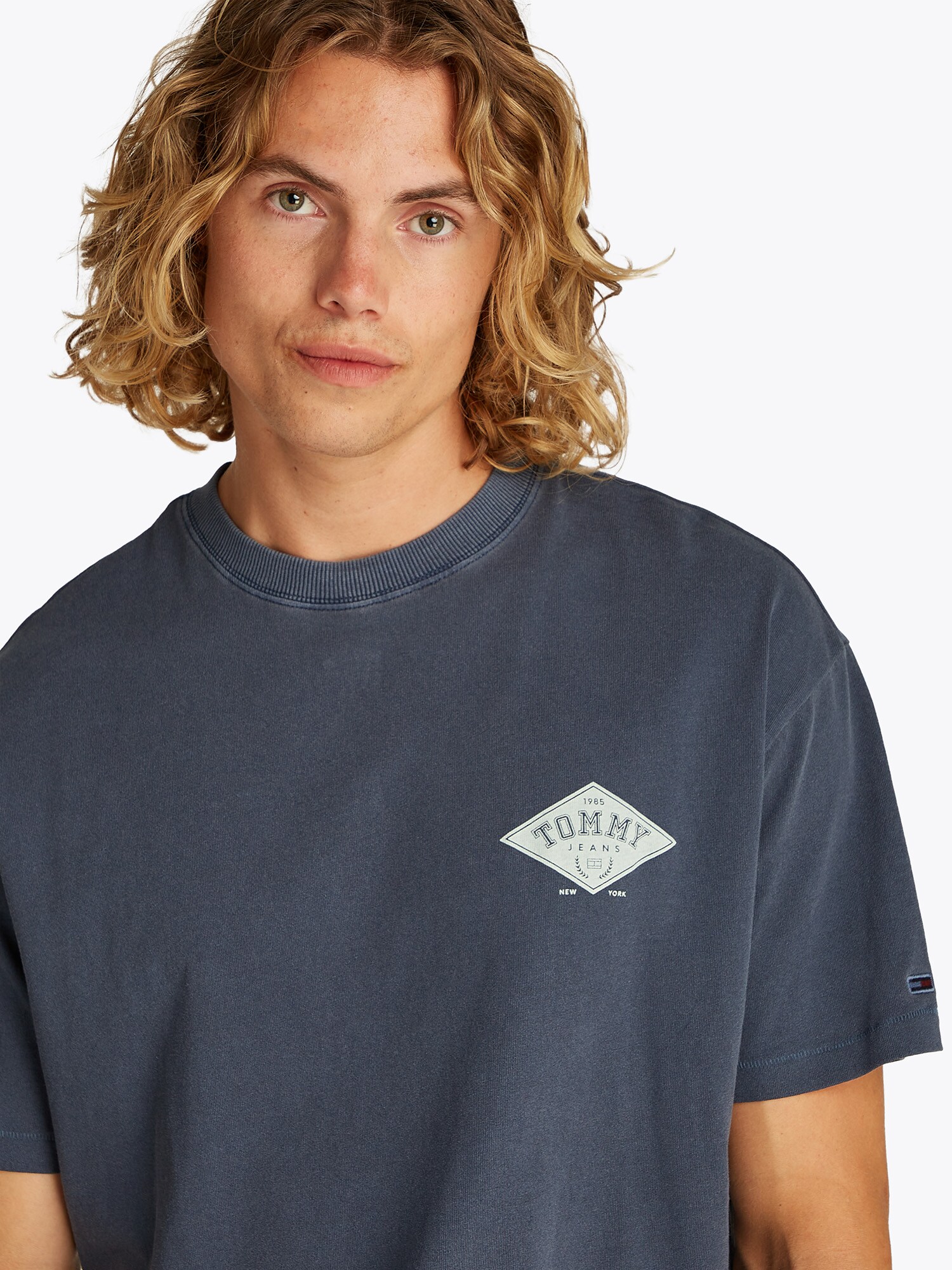 Tommy Jeans Tričko 'VARSITY' enciánová / pastelovo modrá (obrázok 6)