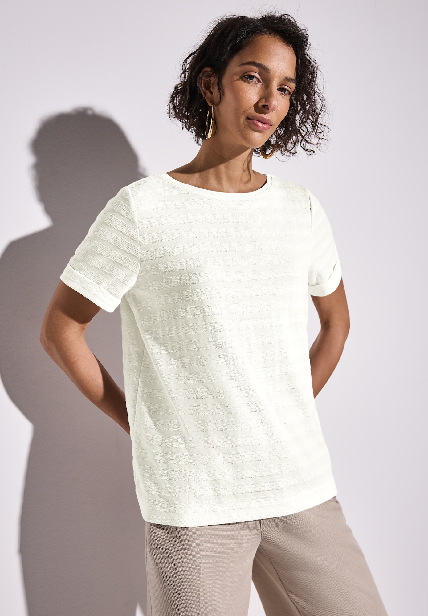 Thumbnail - T-Shirt