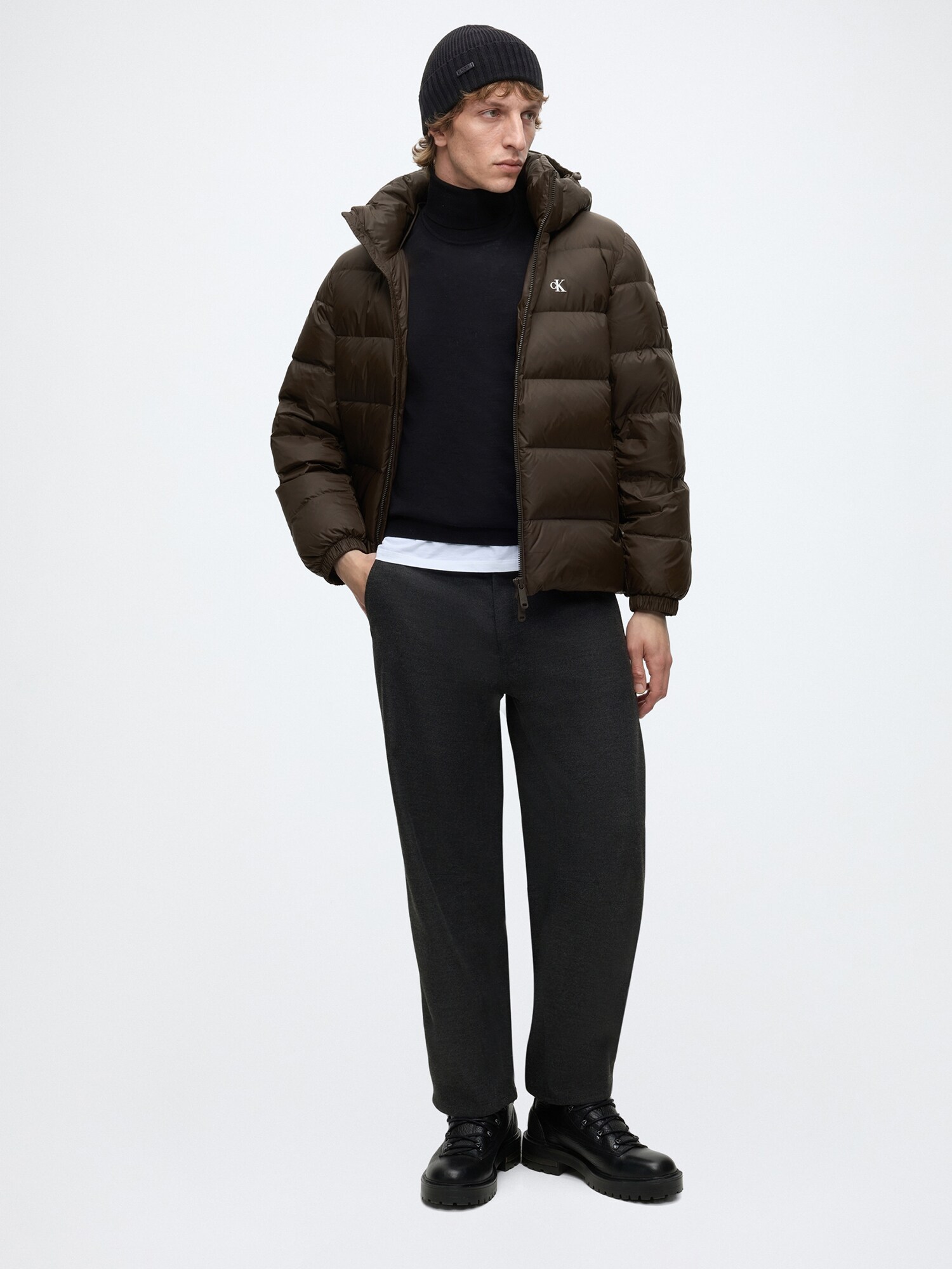 Calvin Klein Jeans Chaqueta de invierno  marrón oscuro – imagen 4