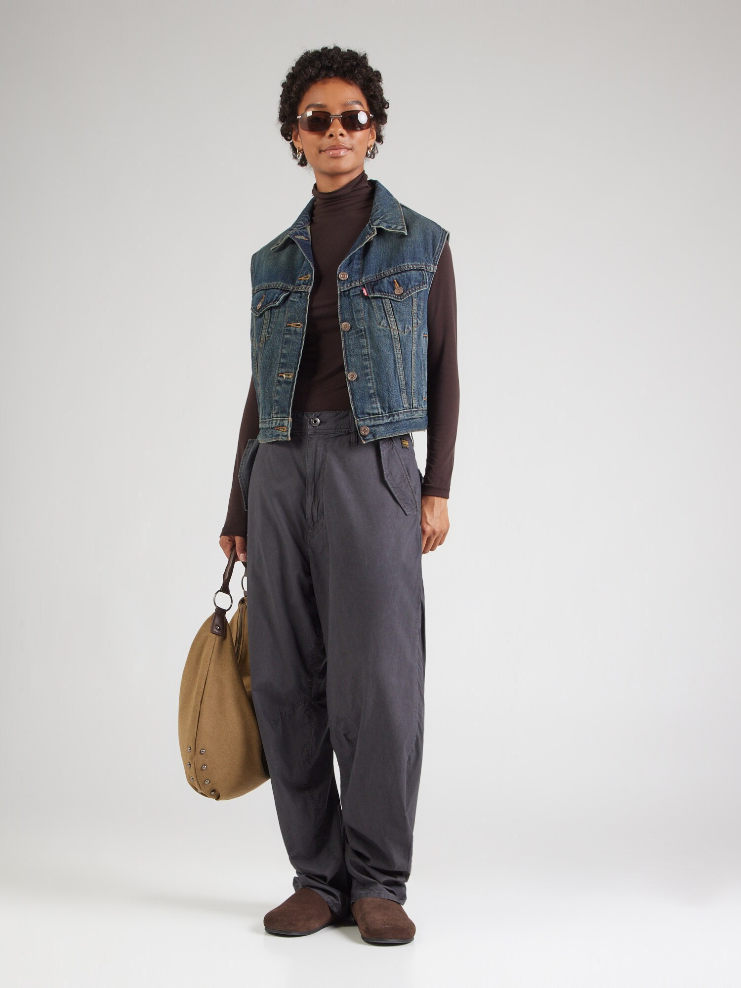 LEVI'S ® Chaleco 'SHRUNKEN 90S' azul oscuro – imagen 2