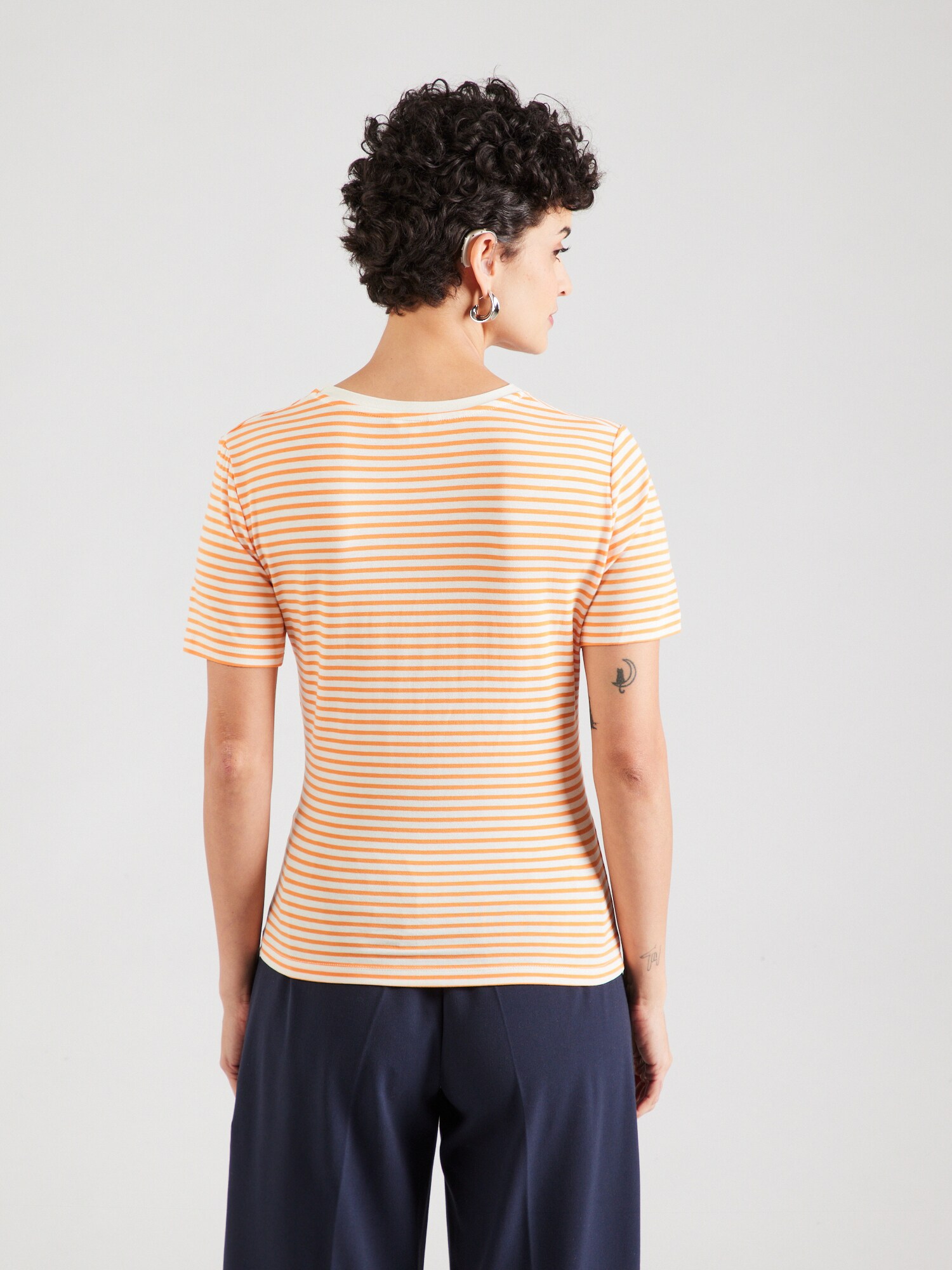 Thumbnail - mbym T-Shirt Julie