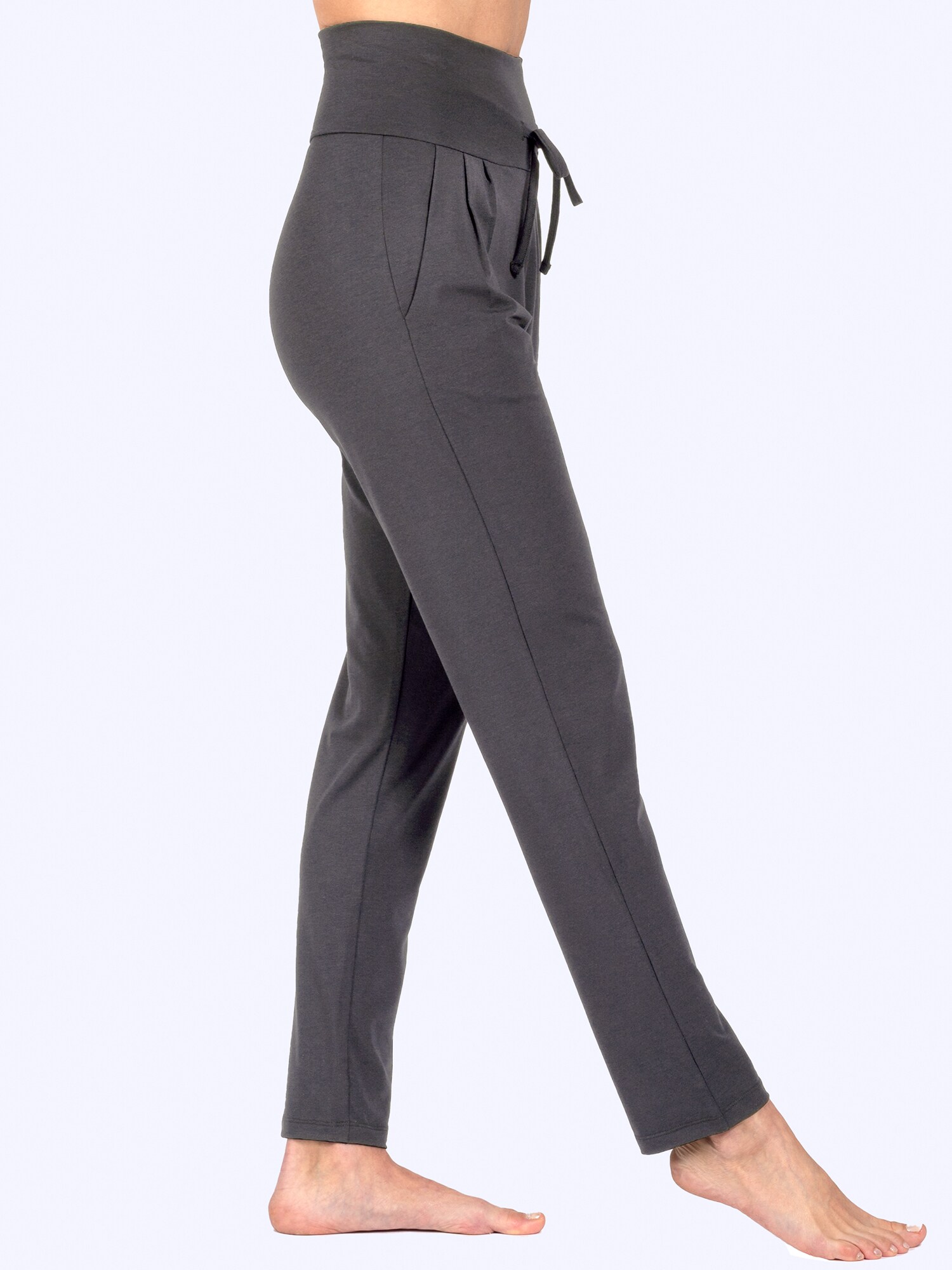 Thumbnail - Magadi Sporthose Susan