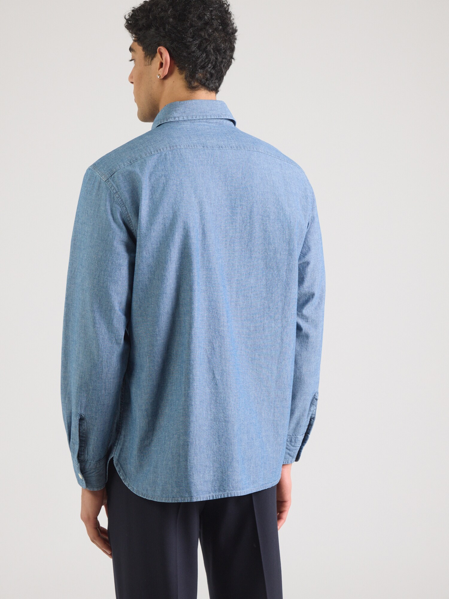 LEVI'S ® Camisa  azul moteado – imagen 4