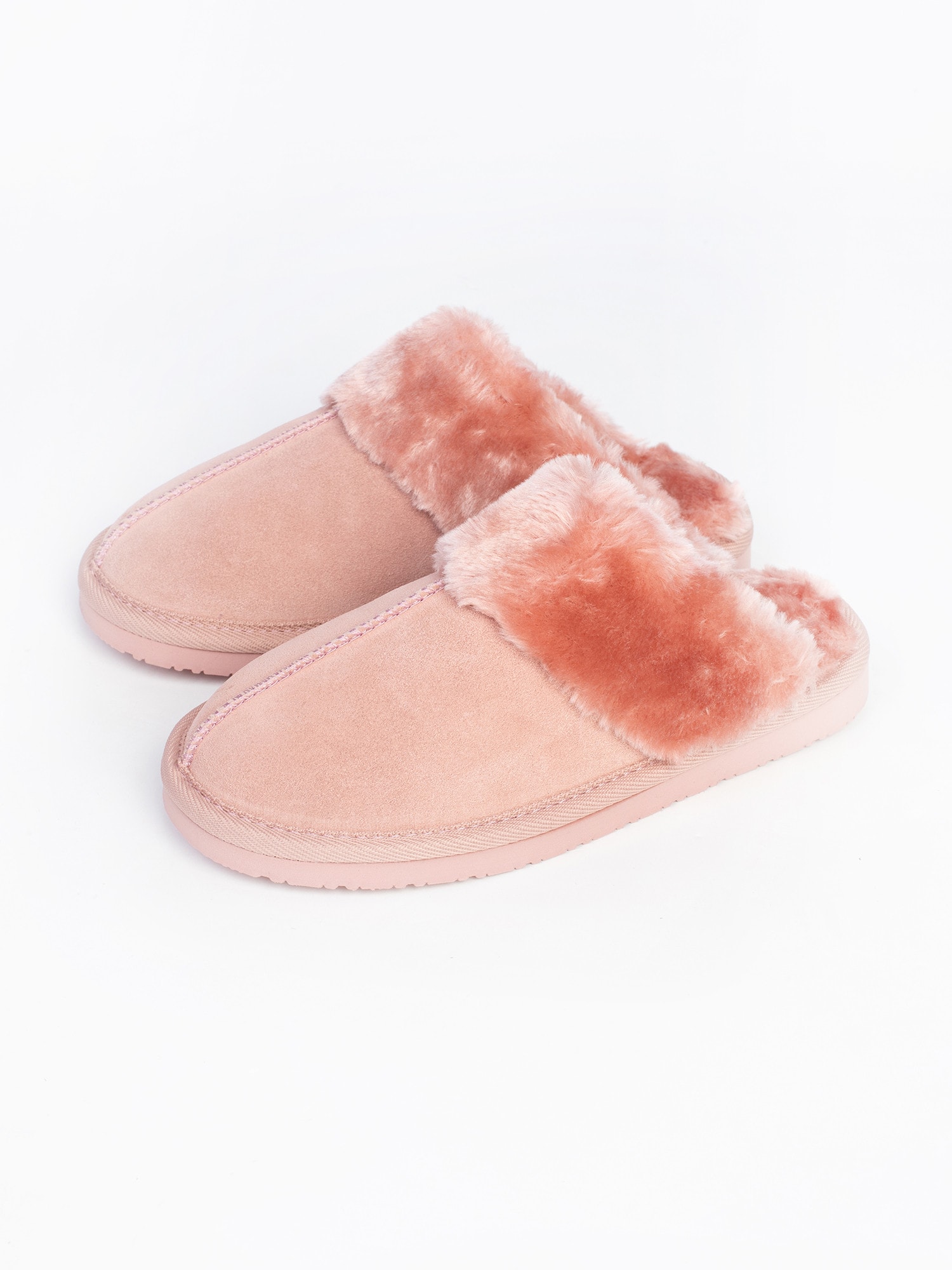 Thumbnail - Minnetonka Hausschuh Chesney