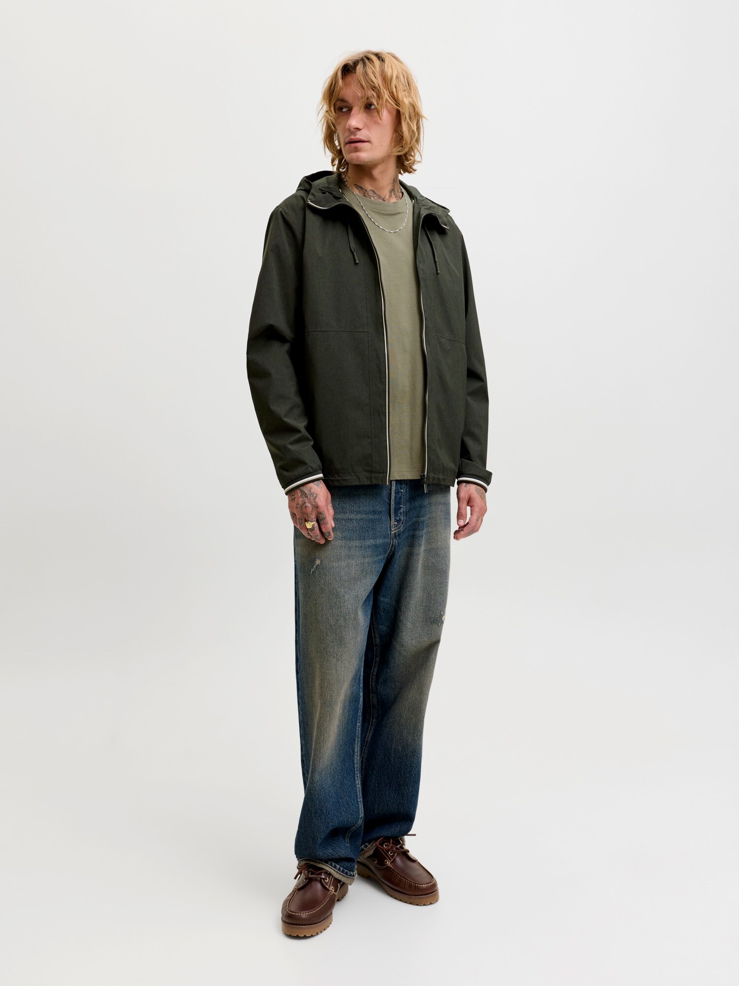 JACK & JONES Tričko 'JJEARCHIVE'  kamenná (obrázok 3)