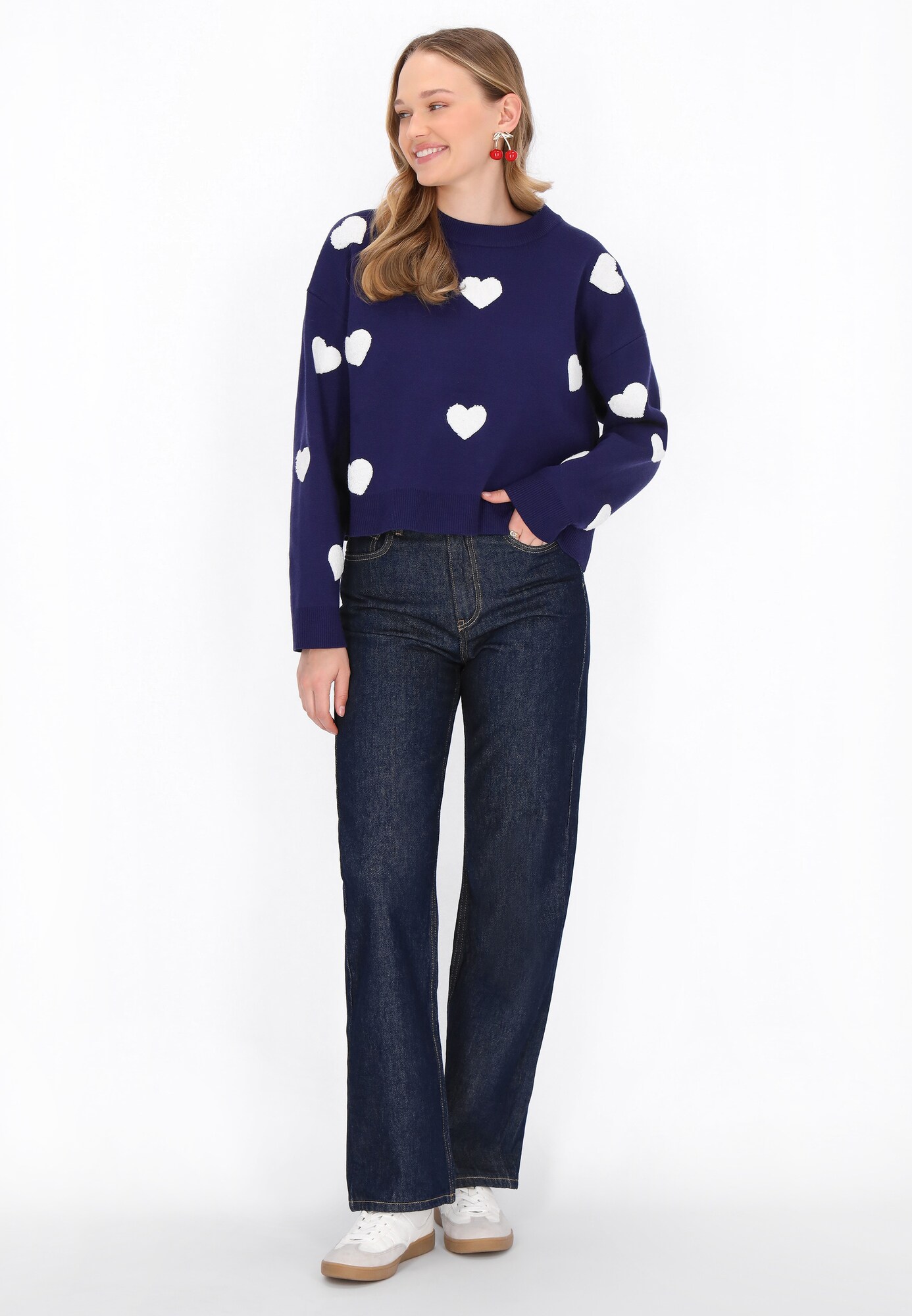 Thumbnail - MYMO Pullover