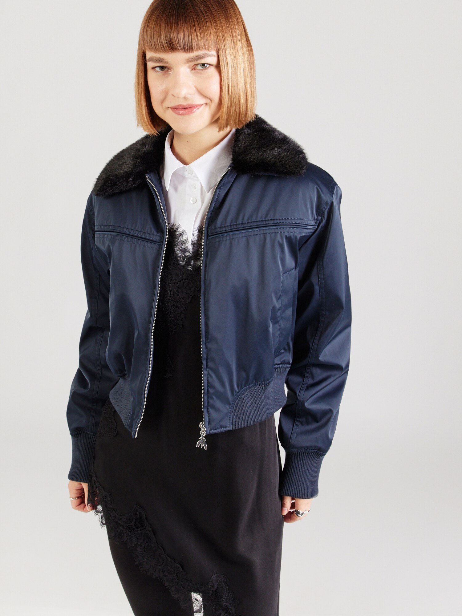 PATRIZIA PEPE Chaqueta de entretiempo 'GIUBBOTTO' azul oscuro – imagen 3