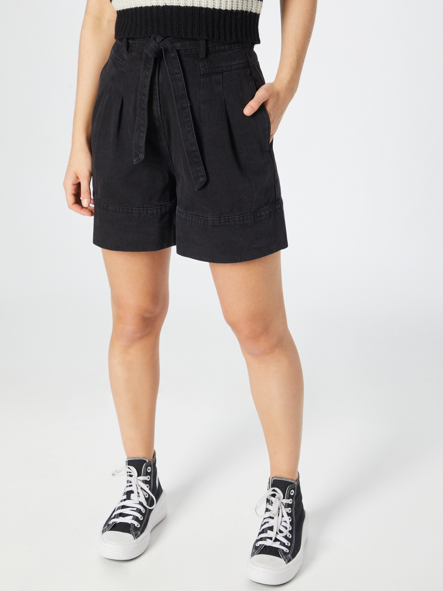 VERO MODA Redős farmer  fekete farmer termék 2. képe
