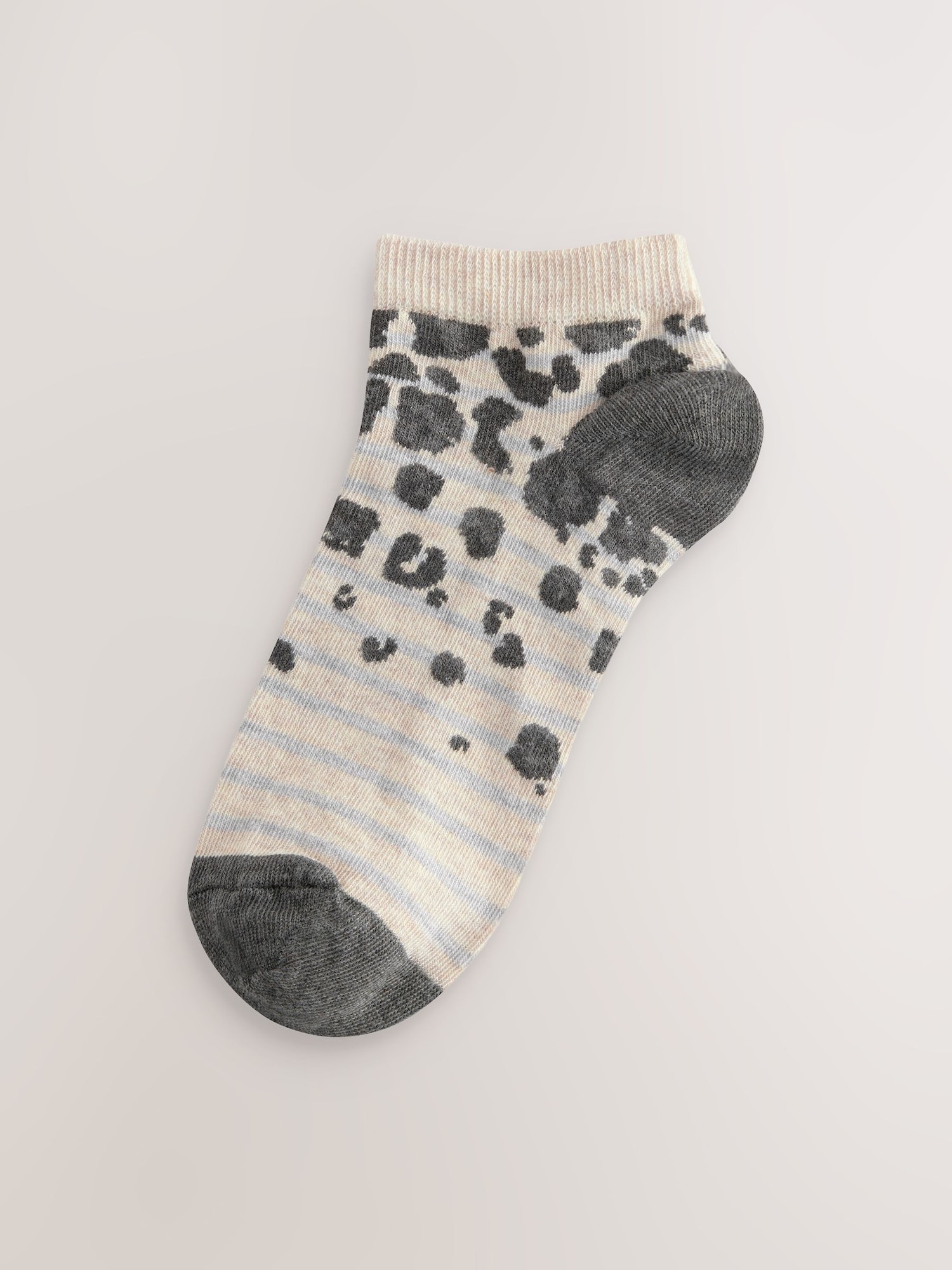 Thumbnail - Next Socken