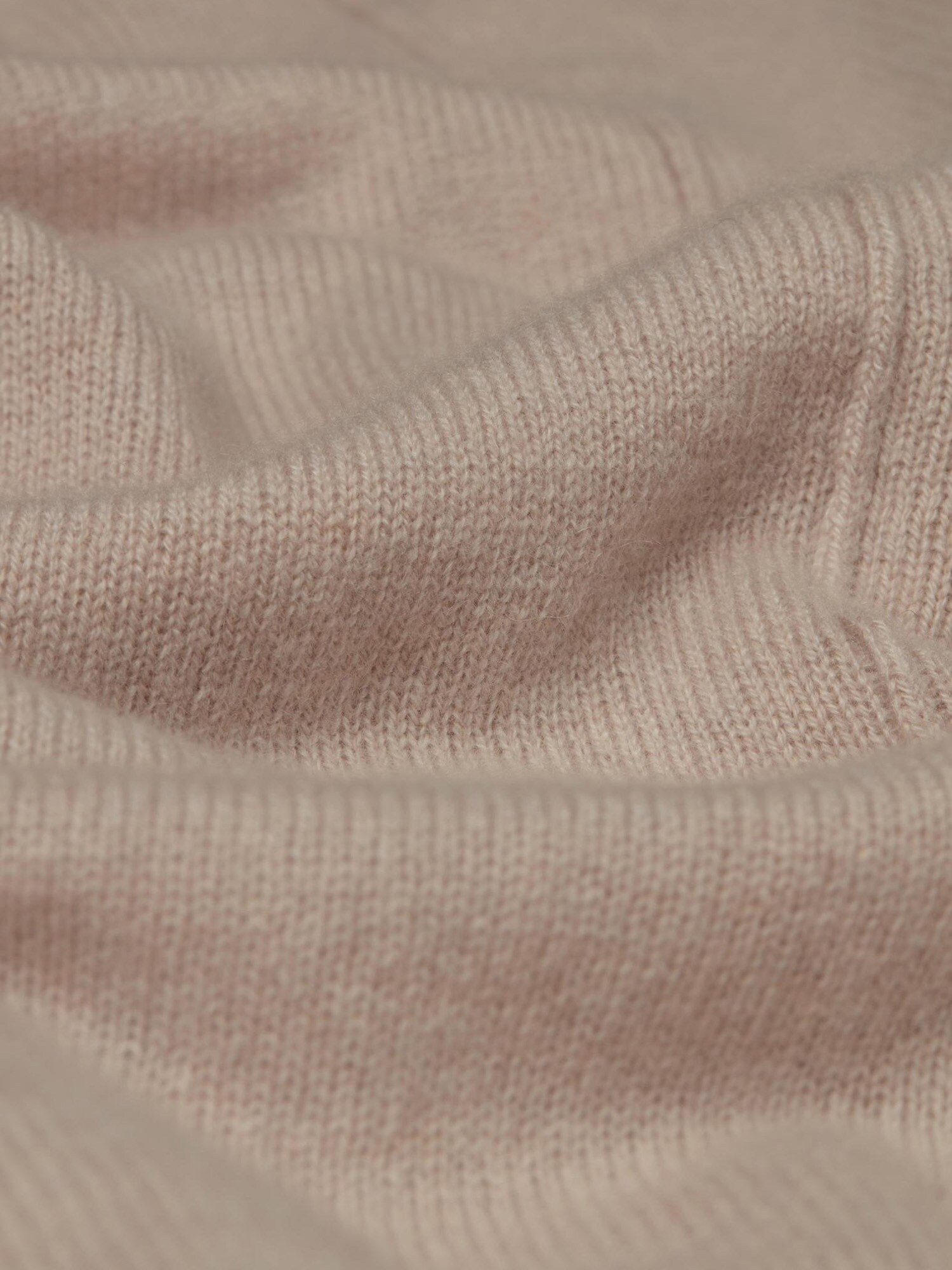 Thumbnail - Pullover