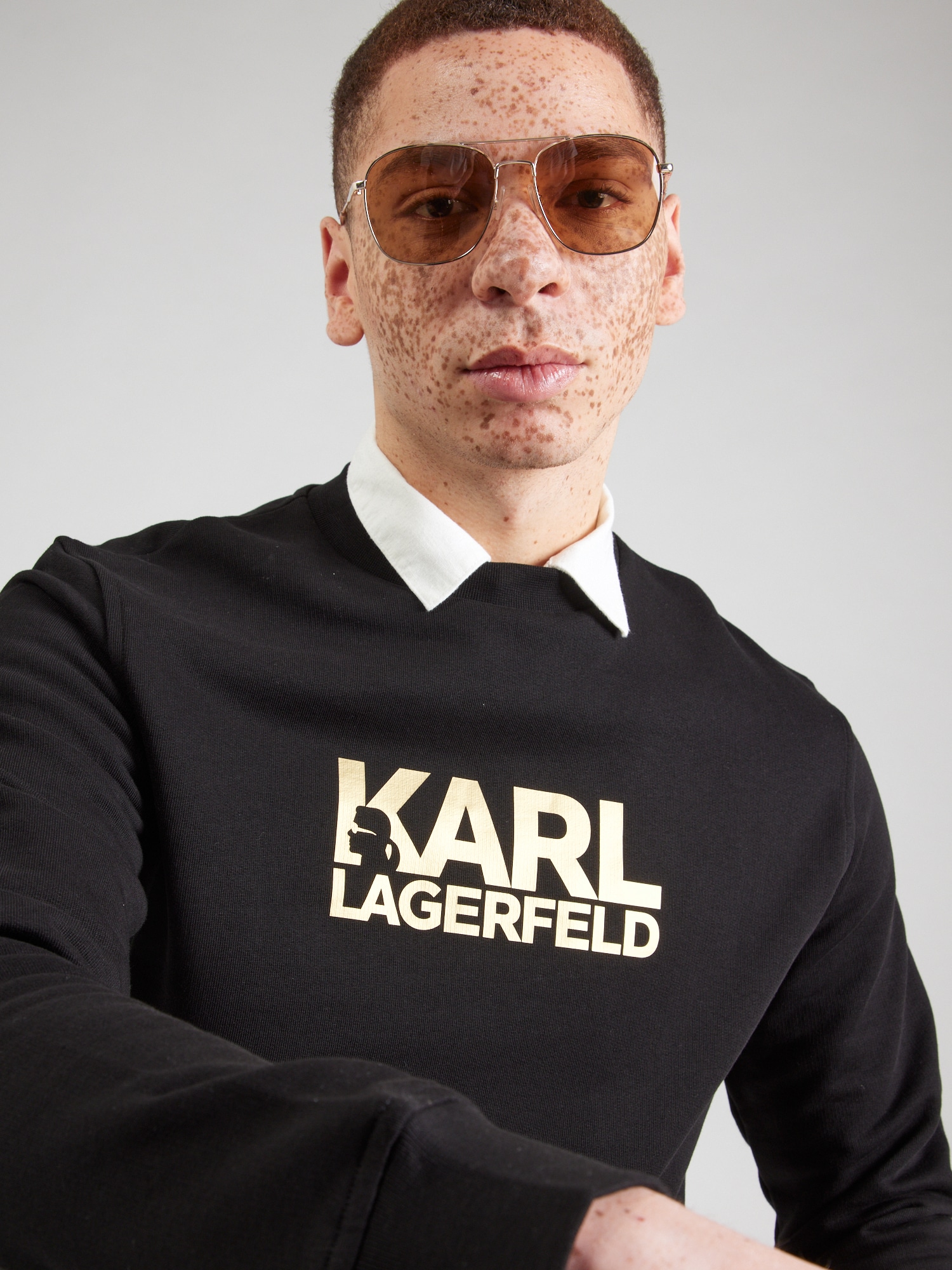 Thumbnail - Sweatshirt