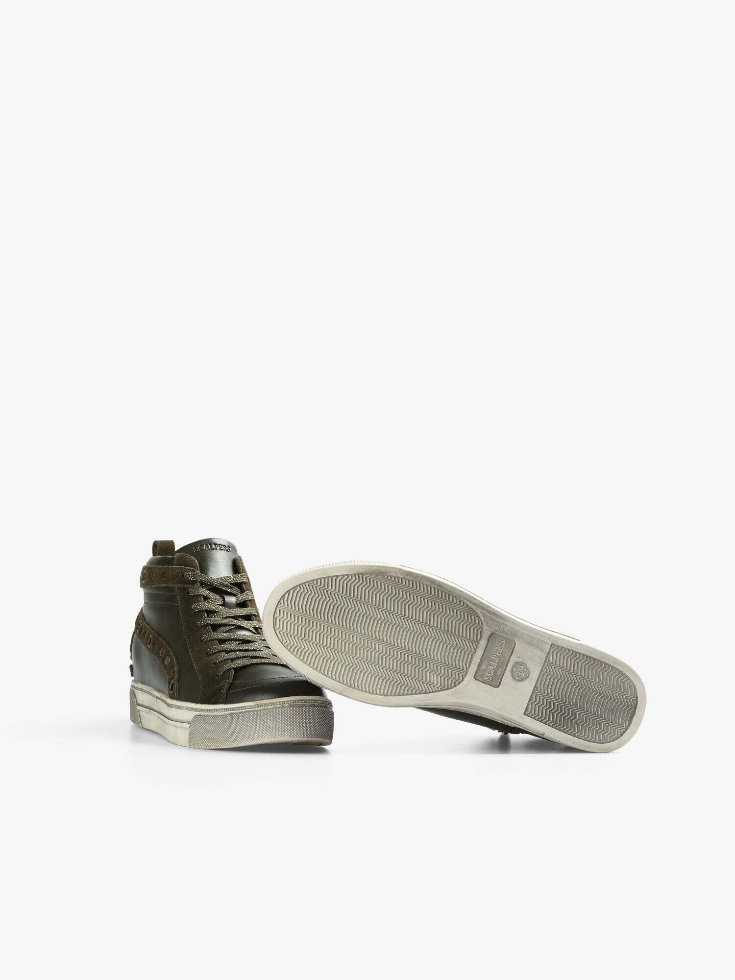 Thumbnail - Sneaker high