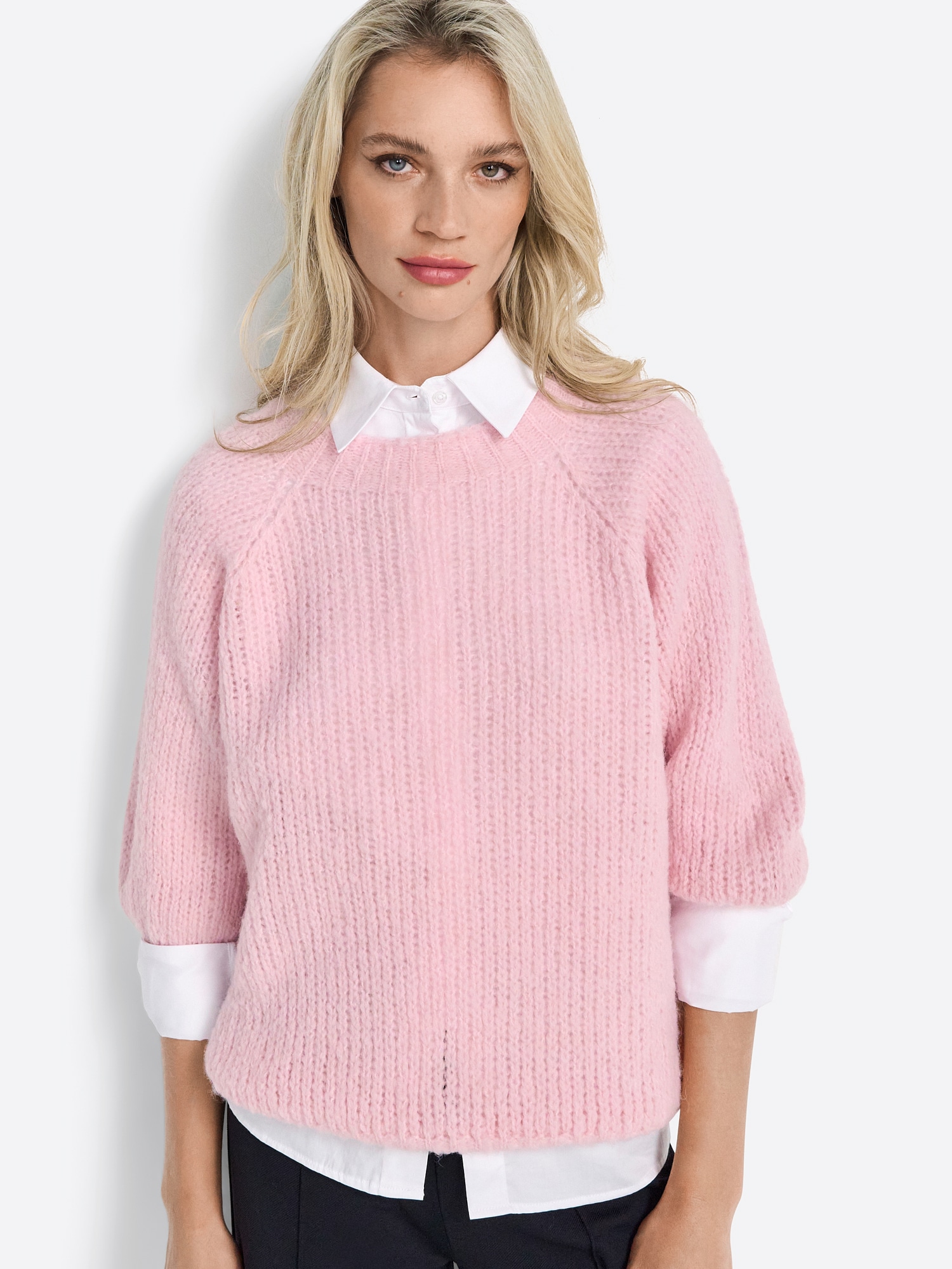 Thumbnail - Pullover