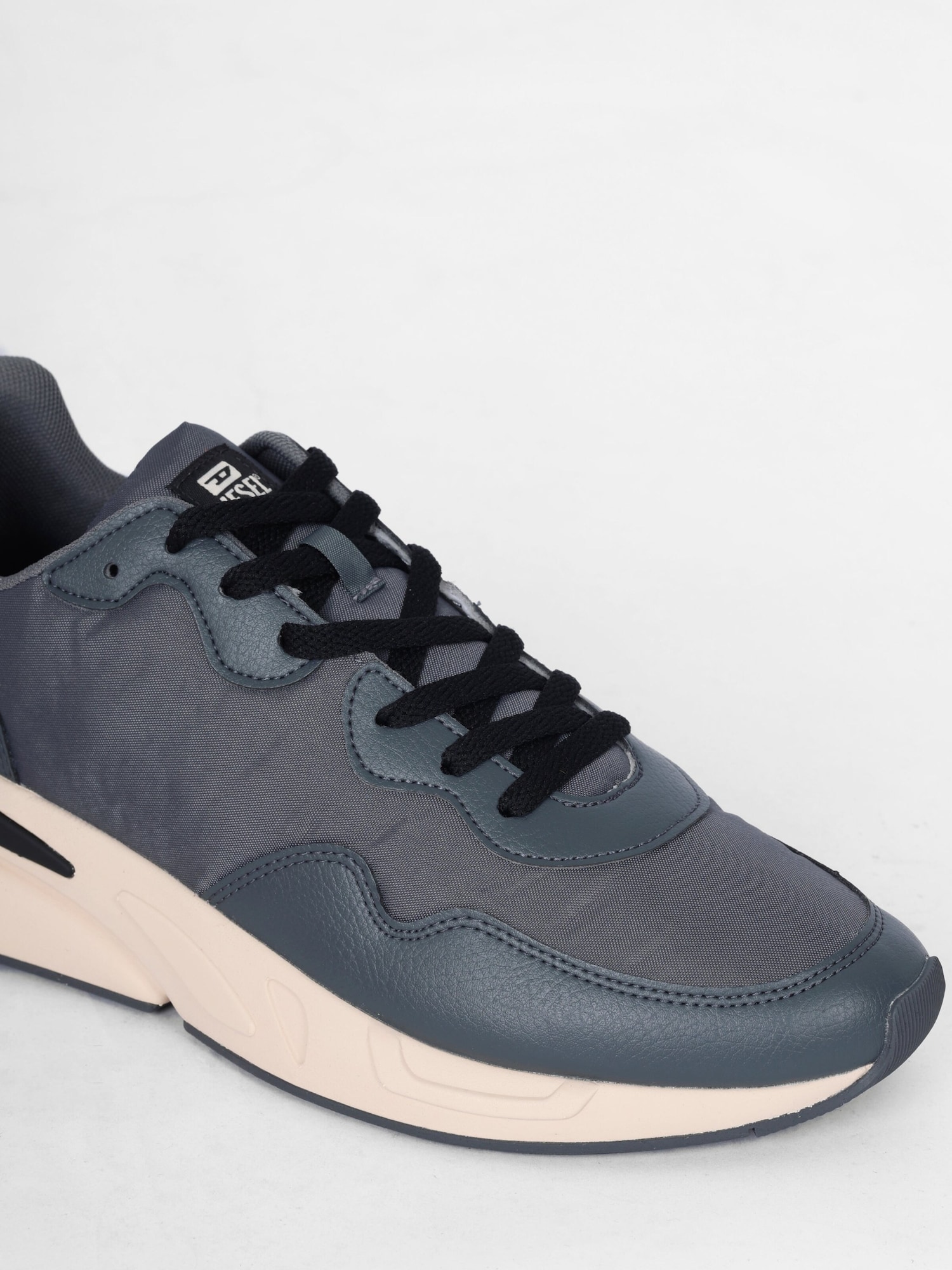 DIESEL Sneakers laag 'S-SERENDIPITY LIGHT' grafiet