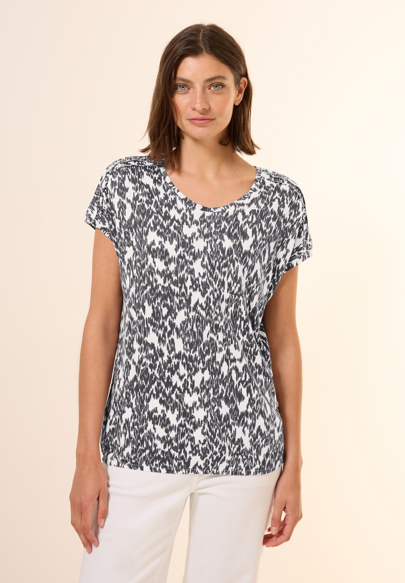 Thumbnail - T-Shirt