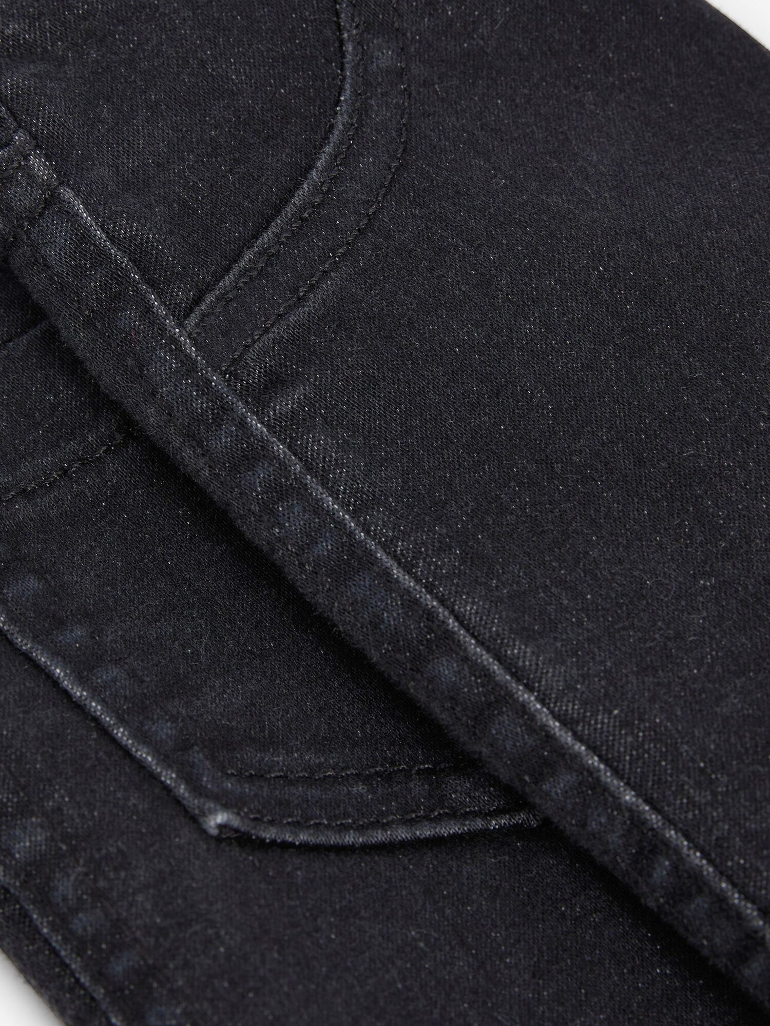 Thumbnail - Jeans