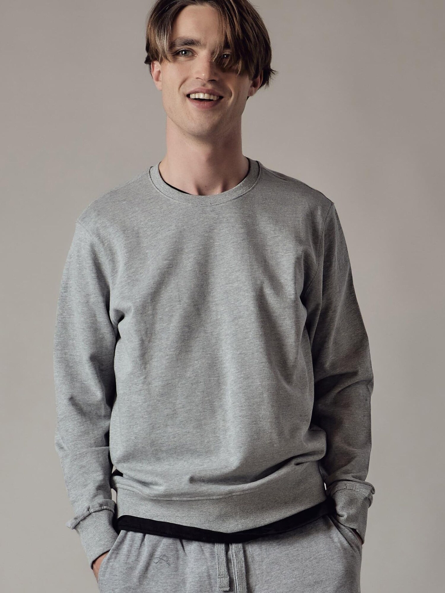 OWN Off With Nature Sweater majica 'Felpa Girocollo' svijetlosiva
