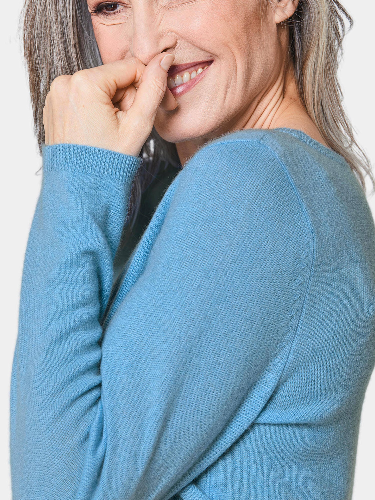 Thumbnail - Goldner Pullover
