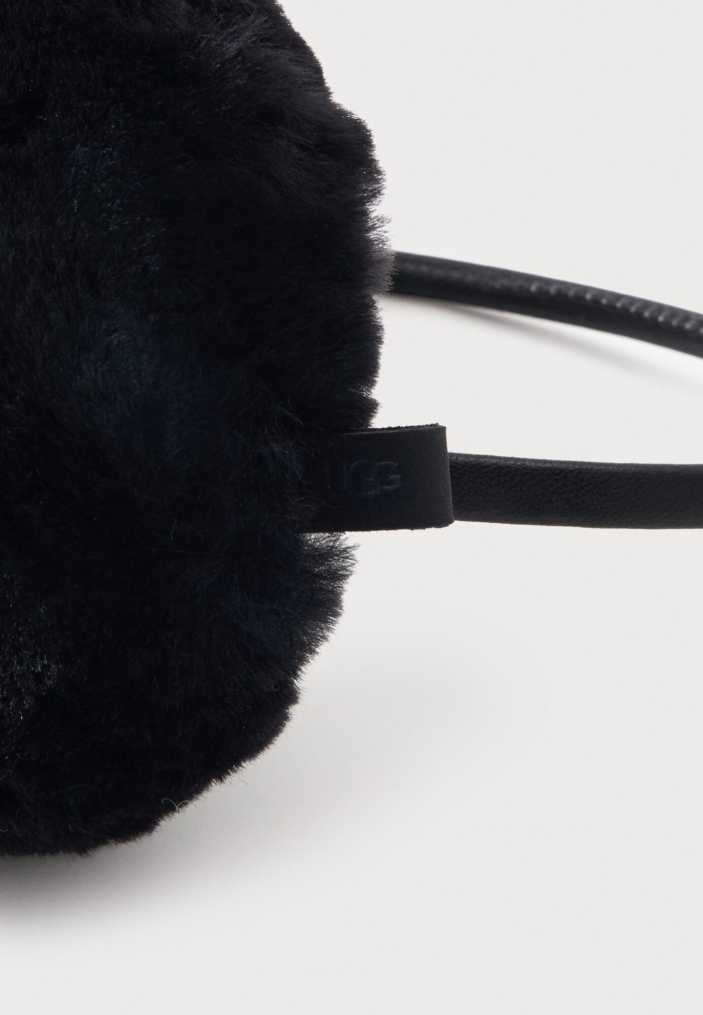 UGG Calentador de orejas  negro – imagen 3