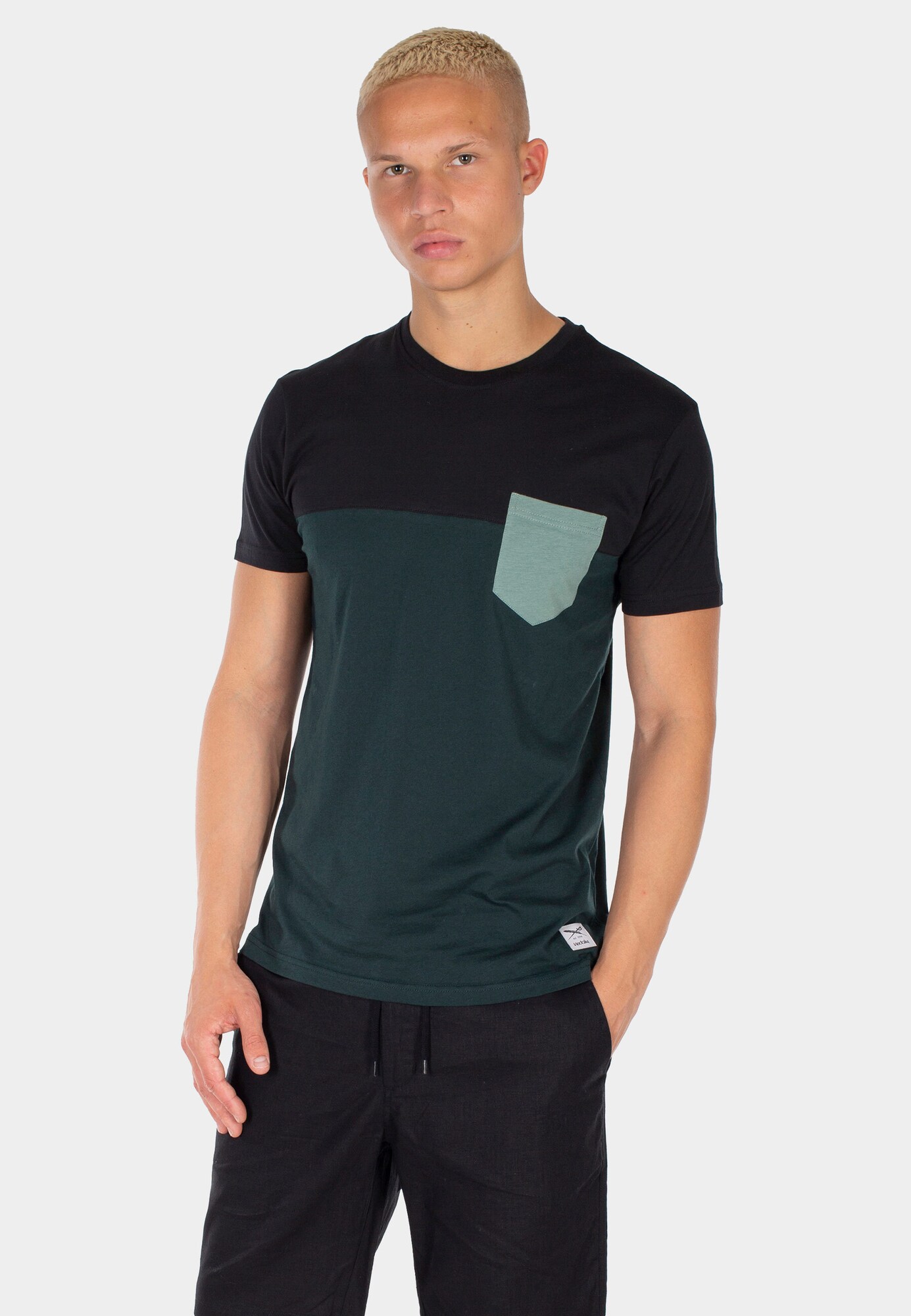 Thumbnail - T-Shirt