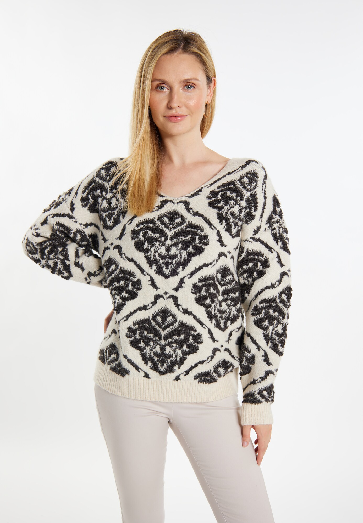 Thumbnail - Usha Pullover Sivene