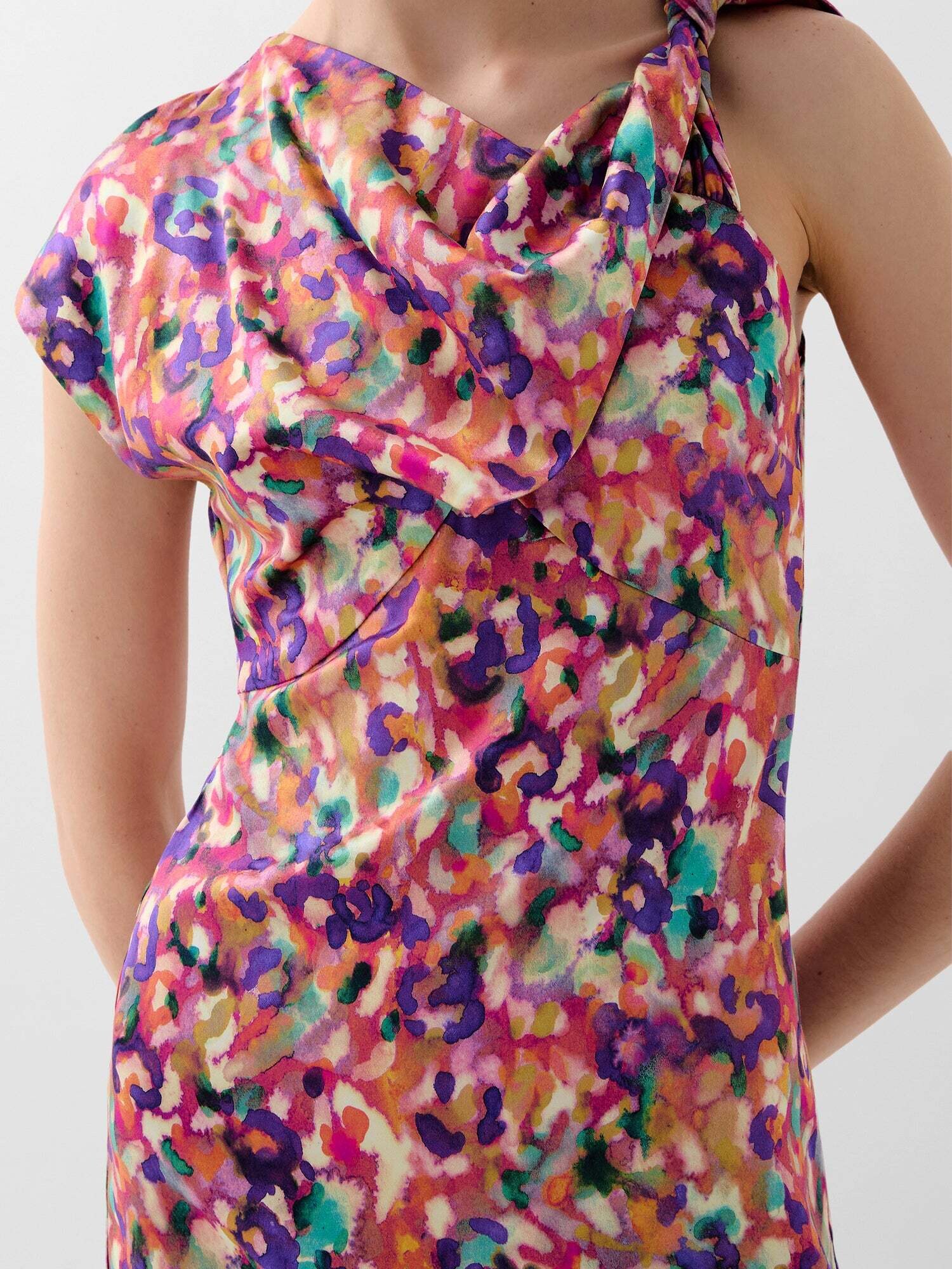 Thumbnail - Scalpers Knot Fer Dress