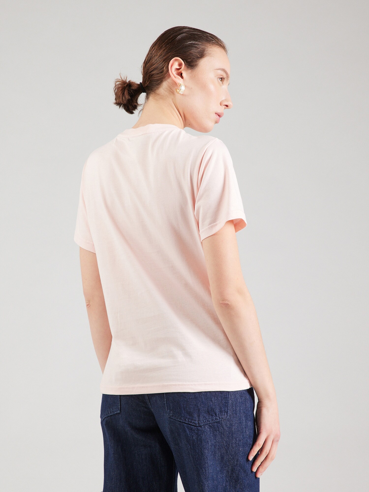 Thumbnail - ELLESSE T-Shirt SVETTA