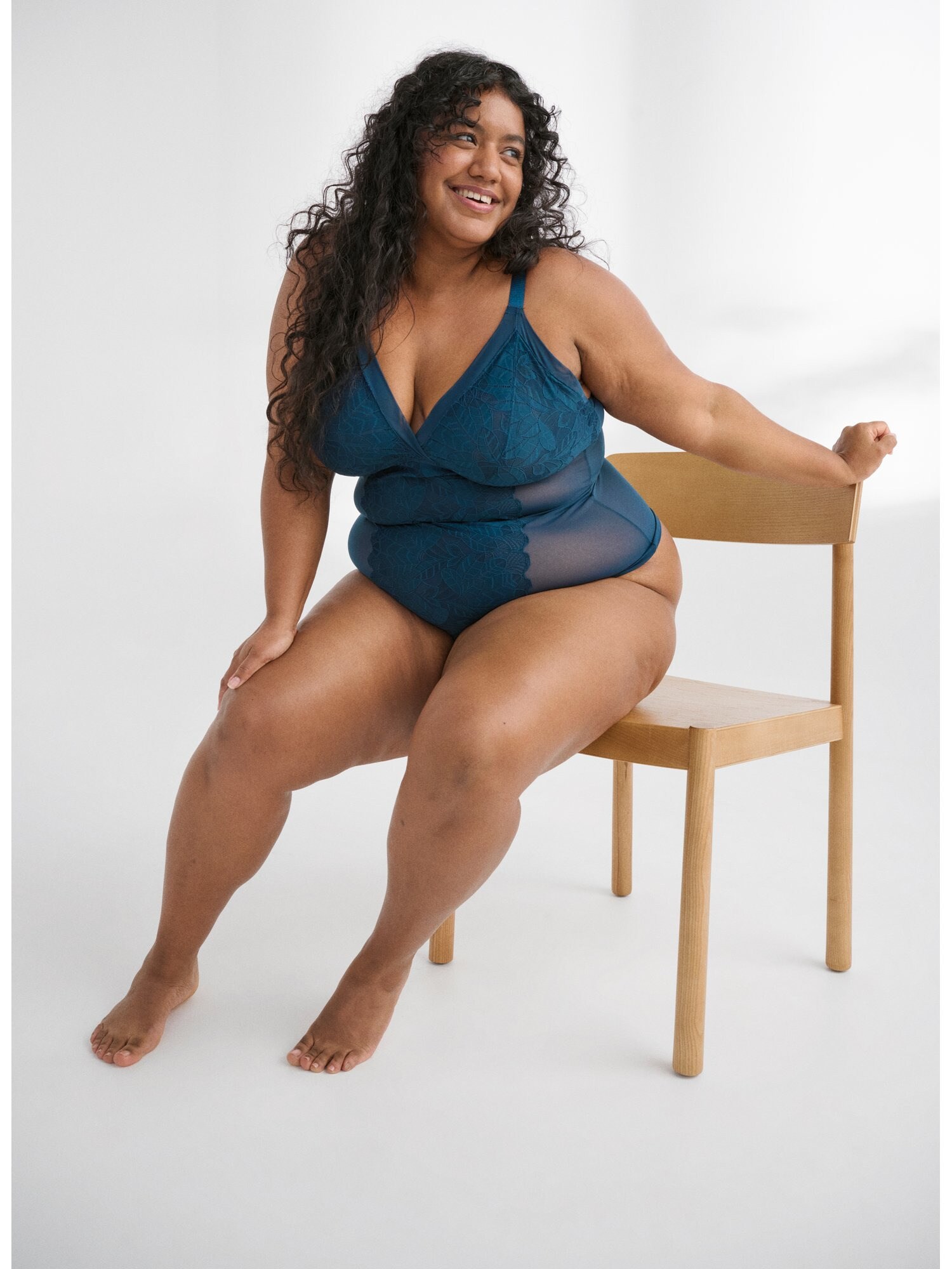 Thumbnail - Devoted by Zizzi Body Rachel