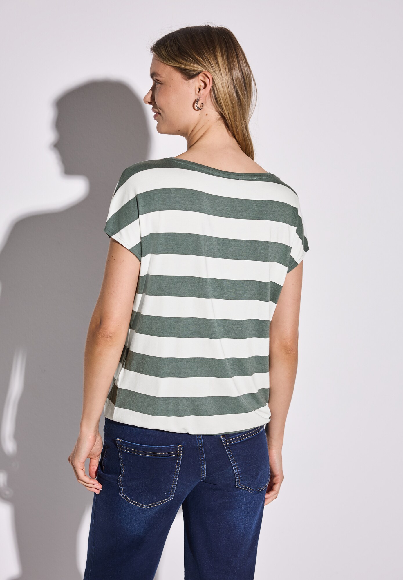 Thumbnail - T-Shirt
