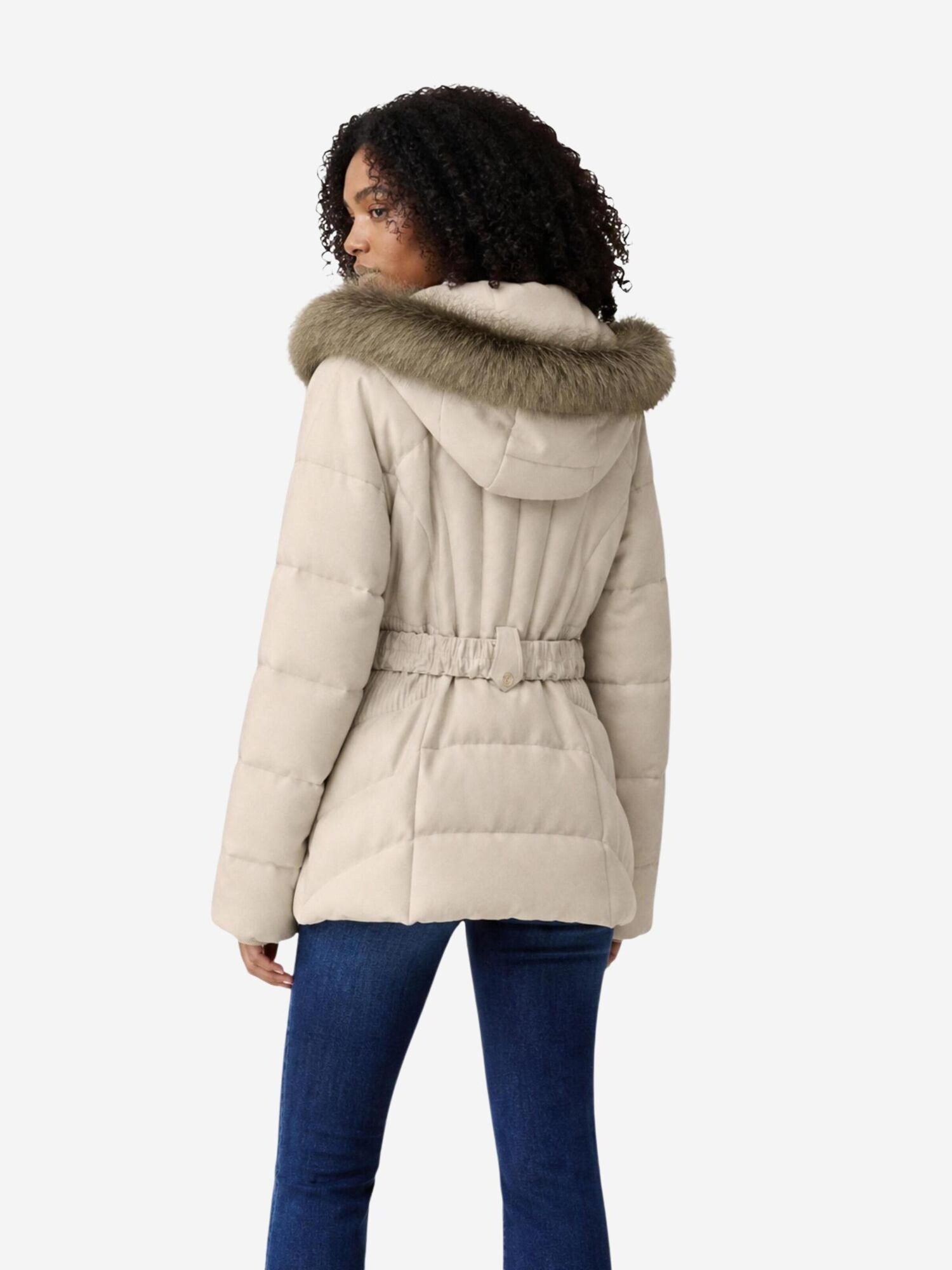 GUESS Chaqueta de invierno 'NEW MARINA SHORT REA W6BL38 W4087'  beige claro – imagen 4