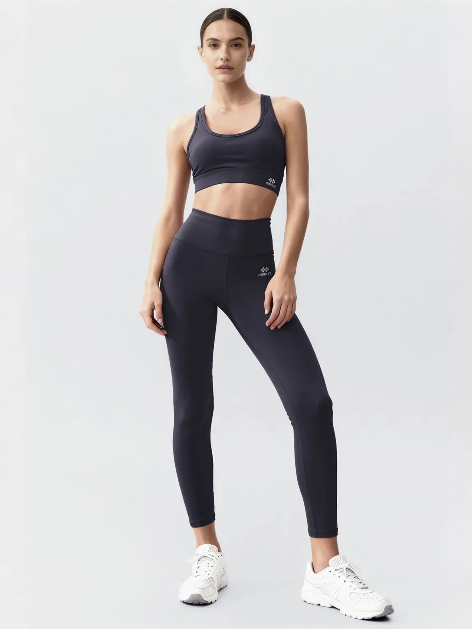 Tommy Life Sportski komplet tamo siva