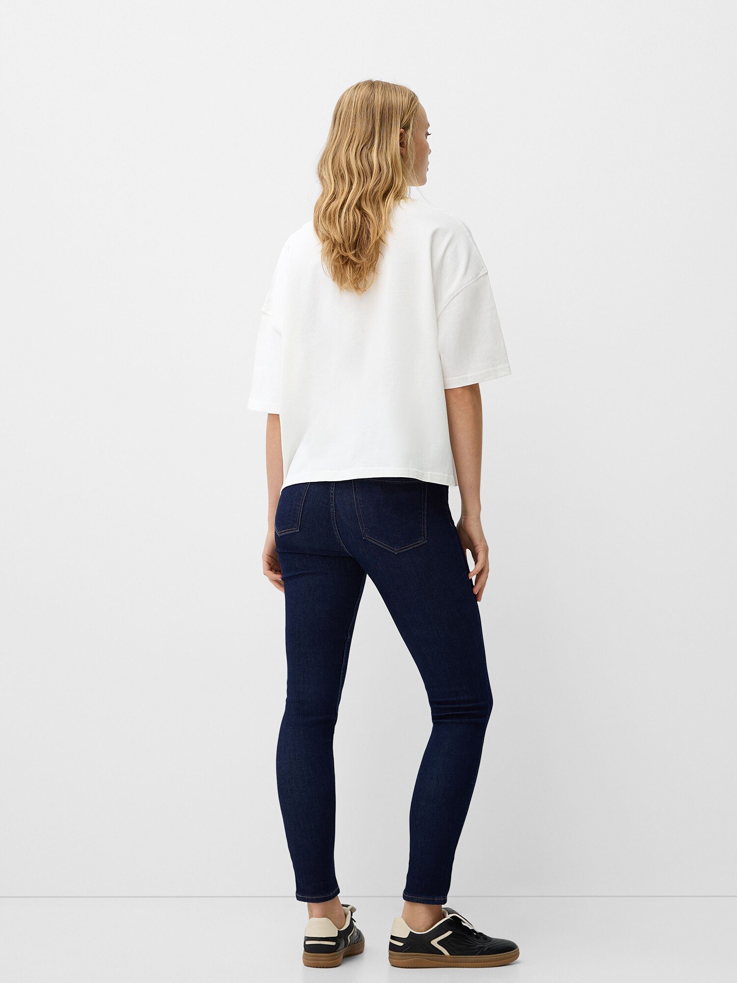 Thumbnail - Jeans