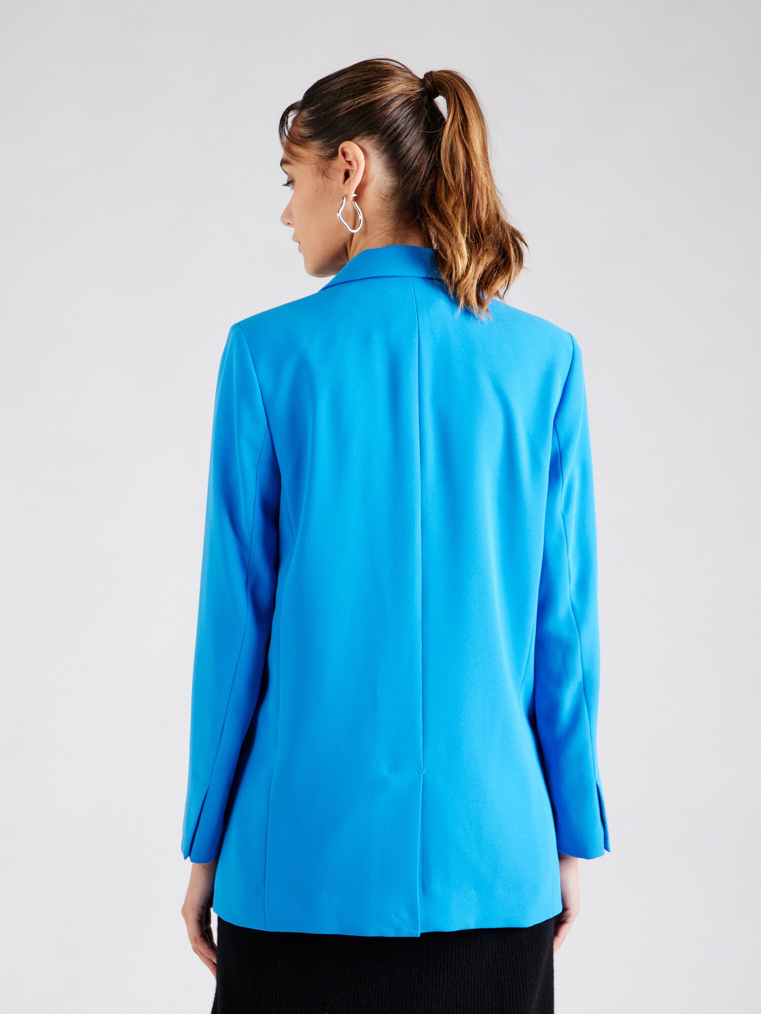 Thumbnail - Blazer