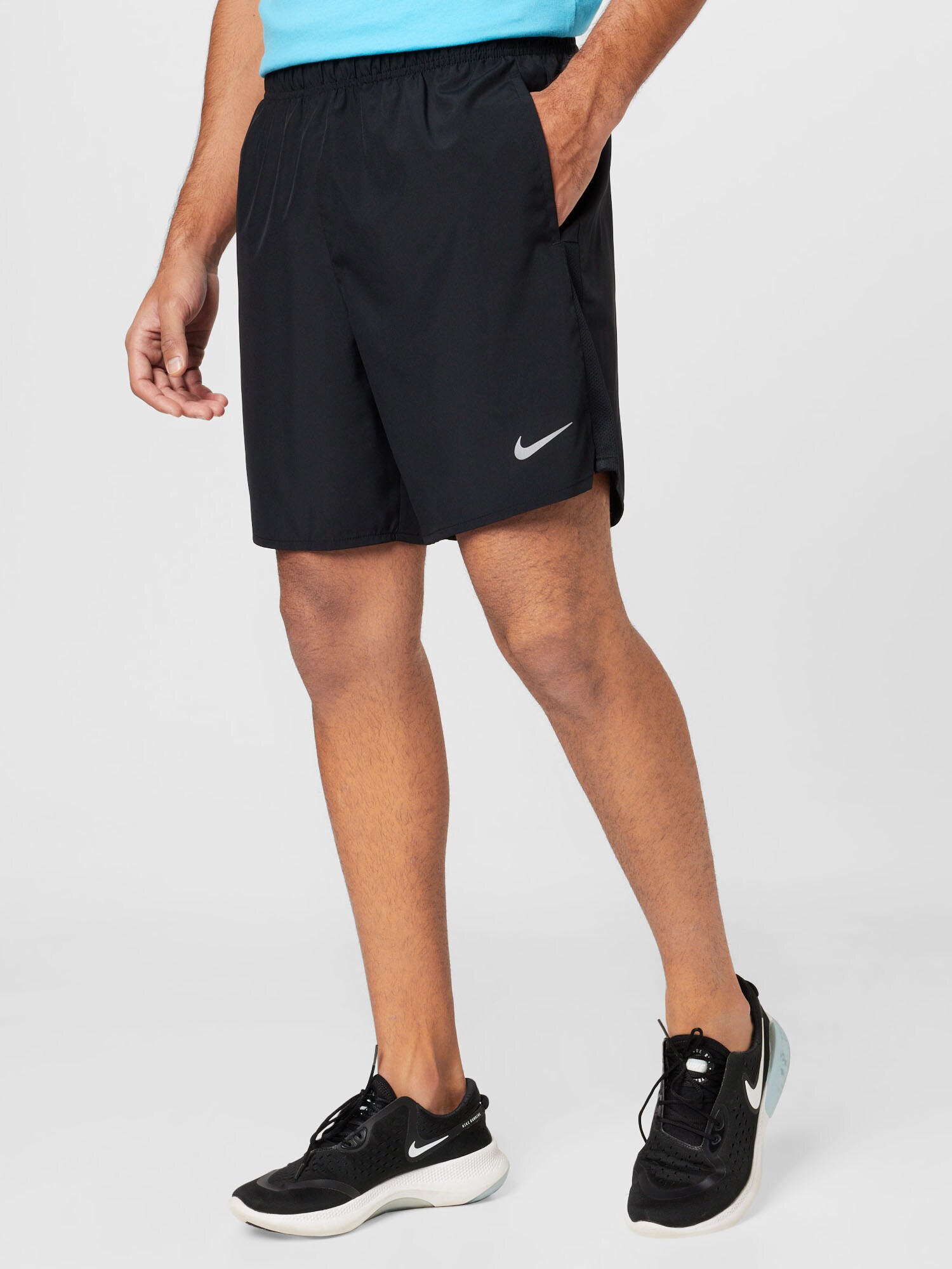 NIKE Sportnadrágok  világosszürke / fekete termék 2. képe