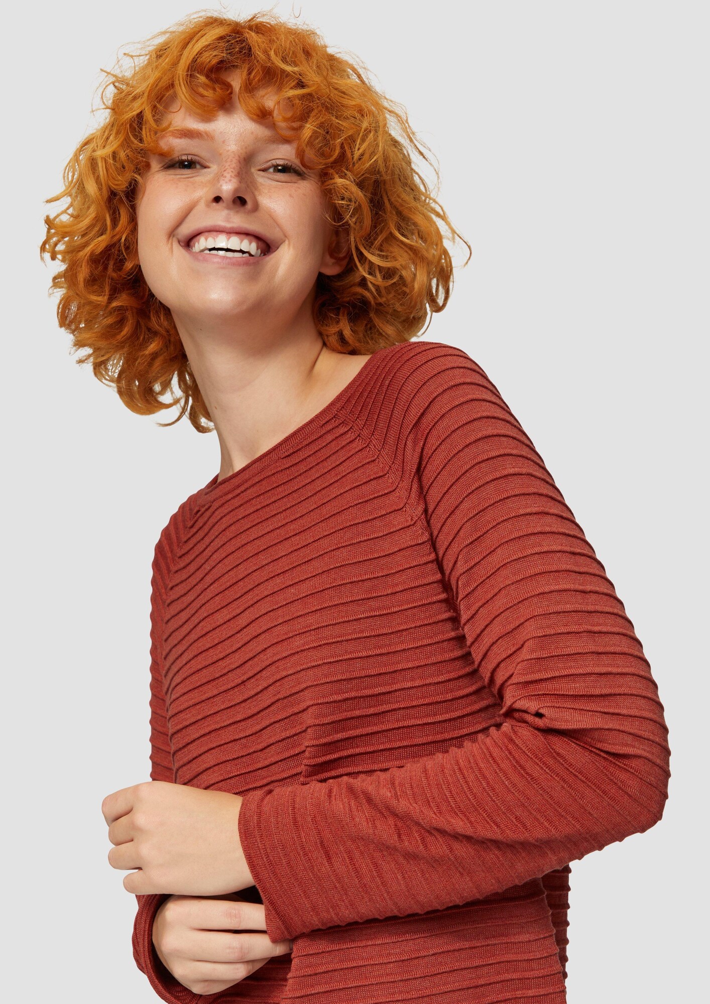 Thumbnail - Pullover