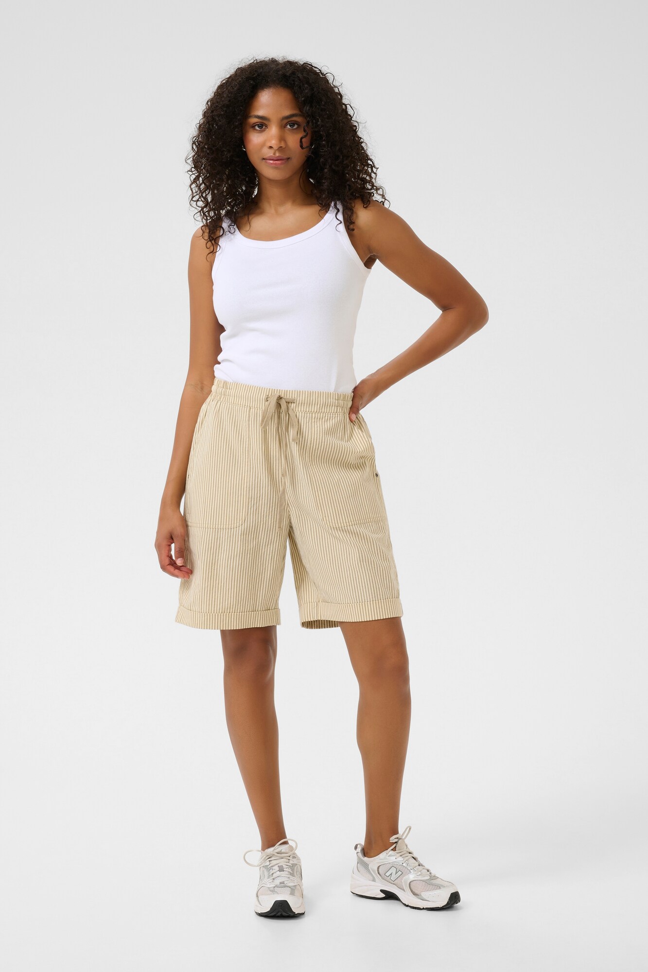 Thumbnail - Shorts 'Naya'