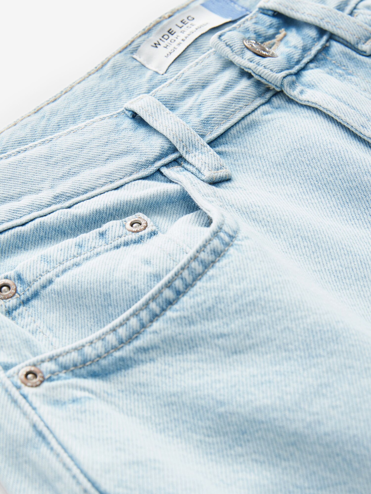 Thumbnail - Jeans