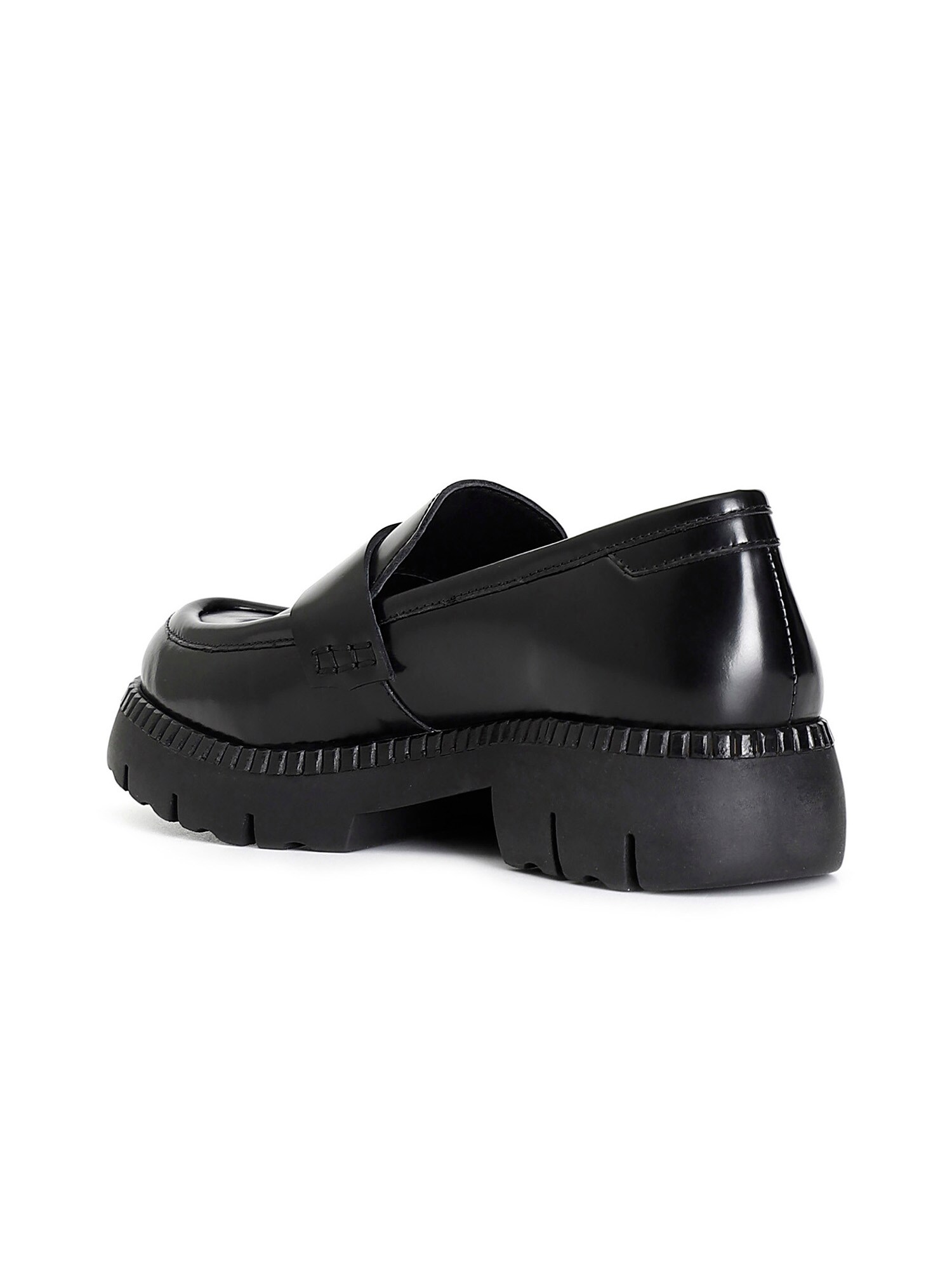 Thumbnail - Slipper