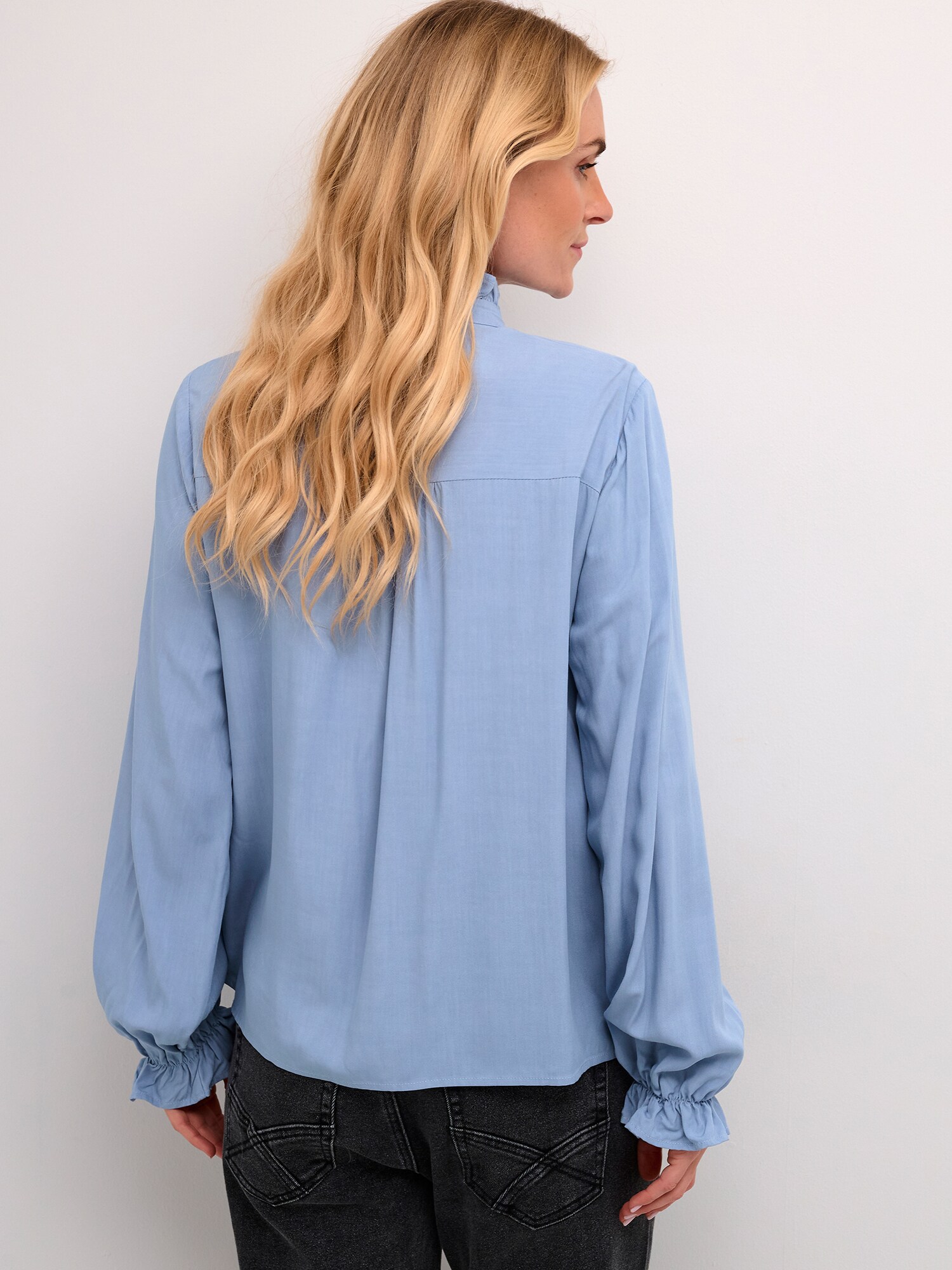 Thumbnail - Cream Bluse CR Venea