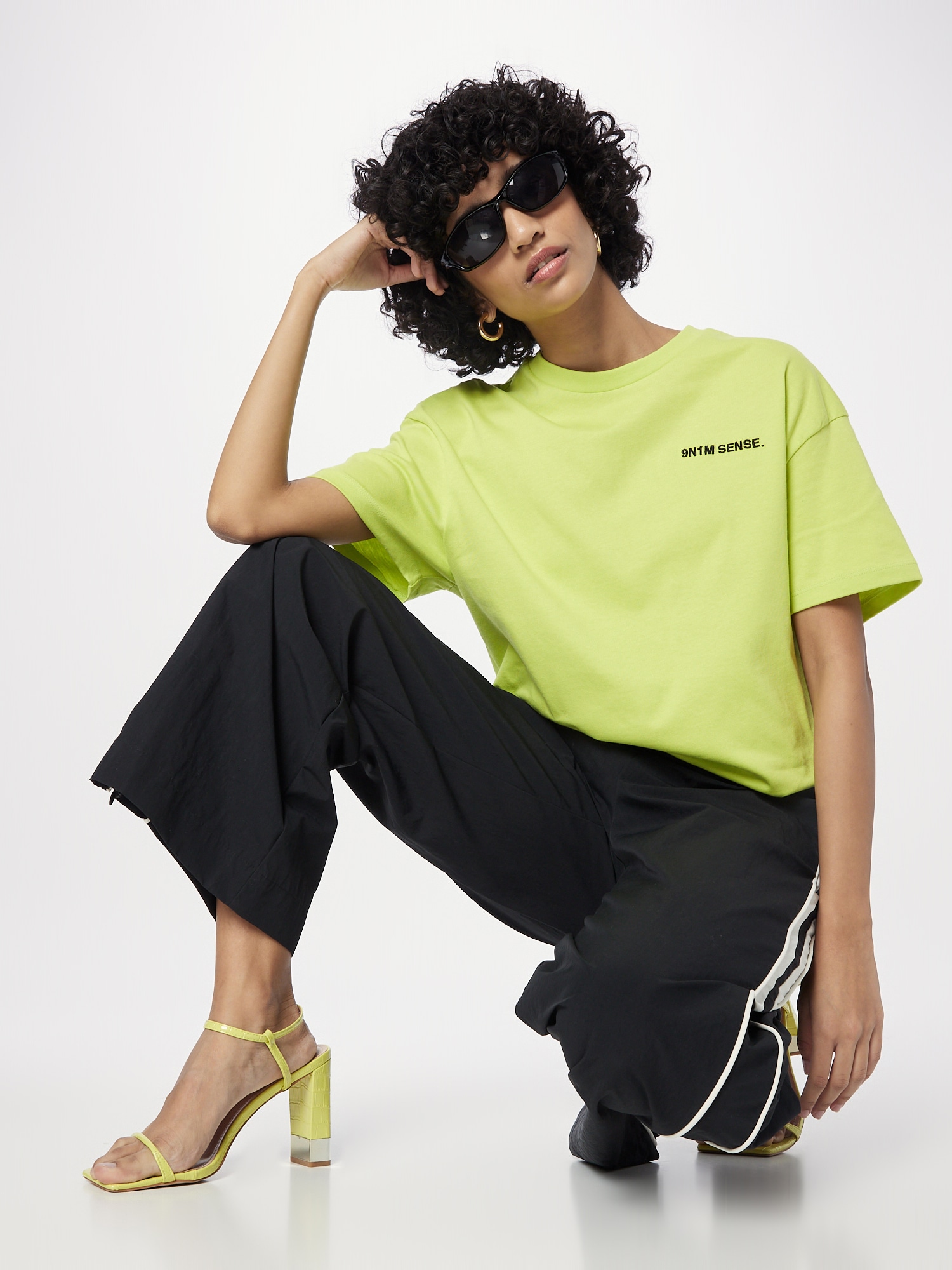 Thumbnail - T-Shirt
