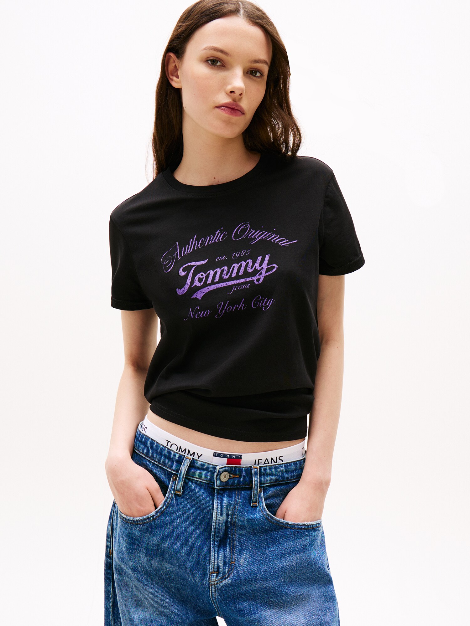 Tommy Jeans Póló 'Essential'  lila / fekete termék 2. képe