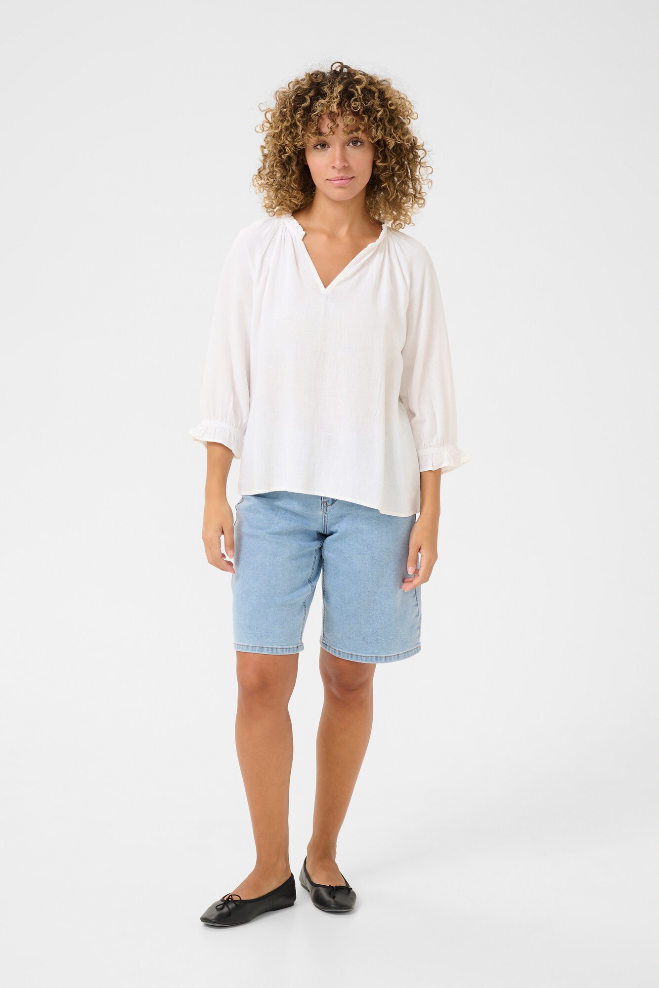 Thumbnail - Cream Bluse Venta