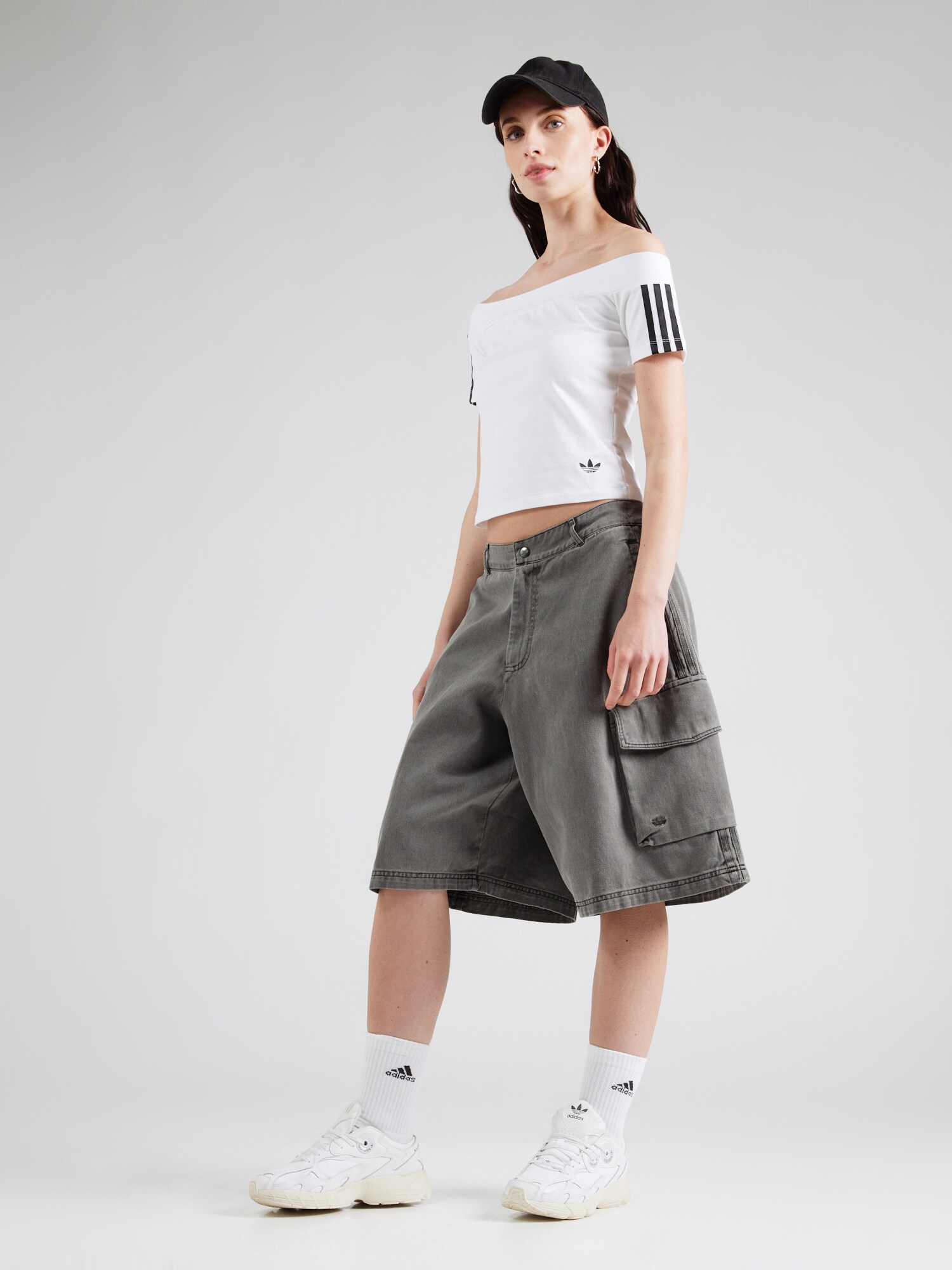 Thumbnail - ADIDAS ORIGINALS T-Shirt Adicolor