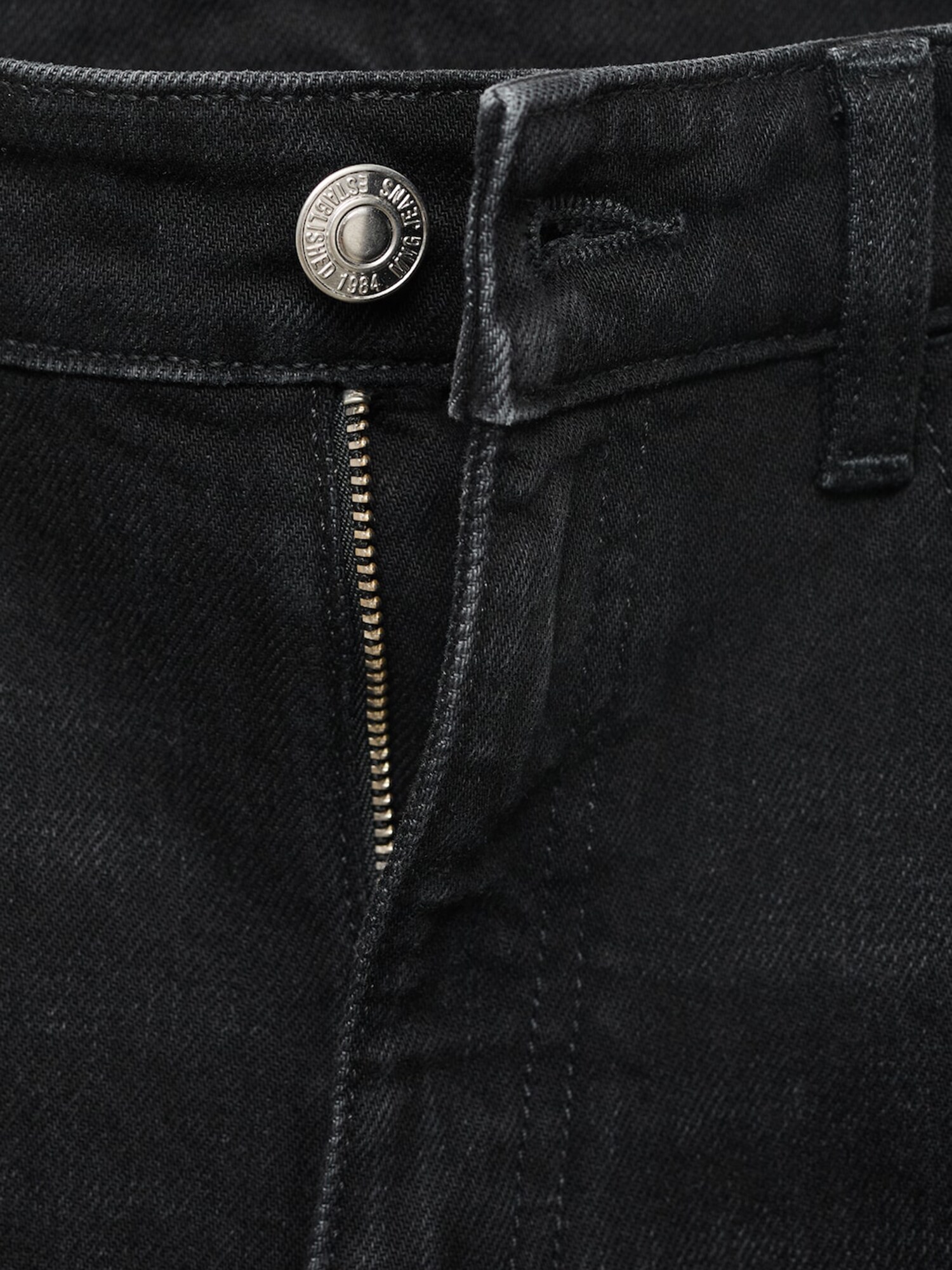 MANGO Džínsy čierny denim (obrázok 6)