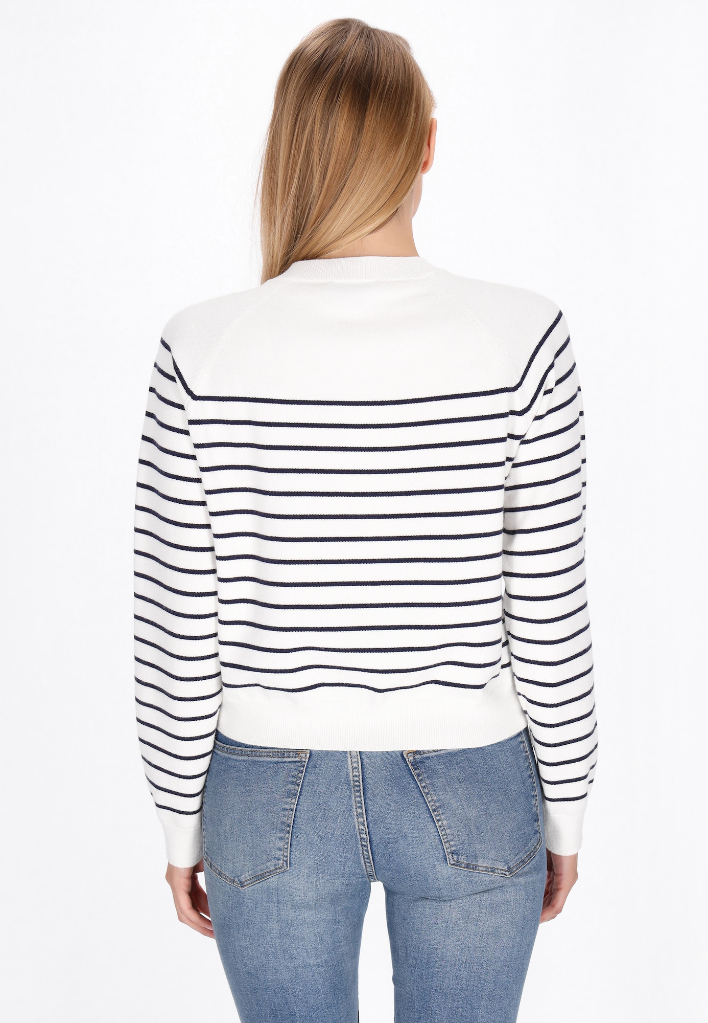 Thumbnail - usha BLUE LABEL Pullover