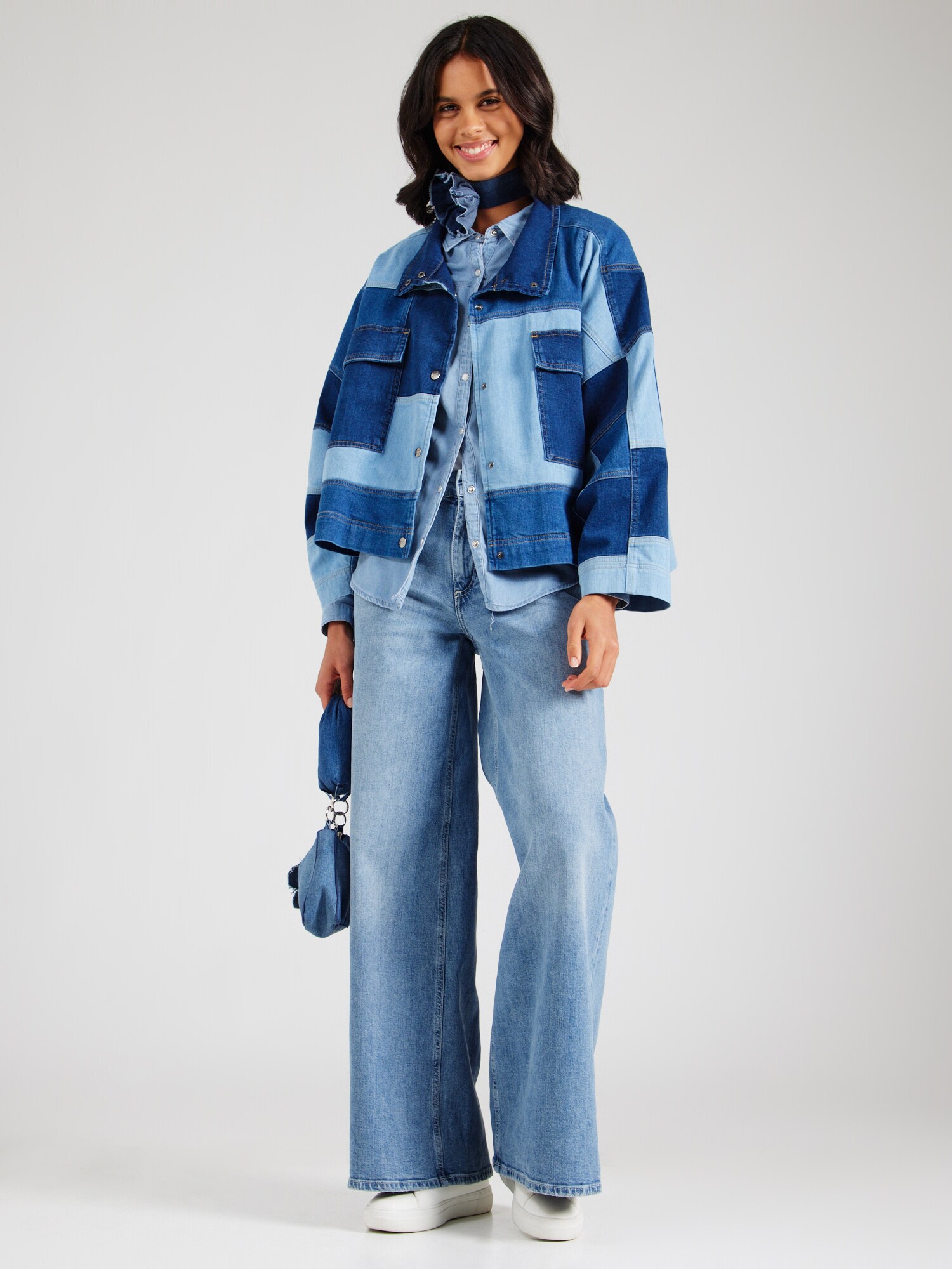 Thumbnail - Jeans
