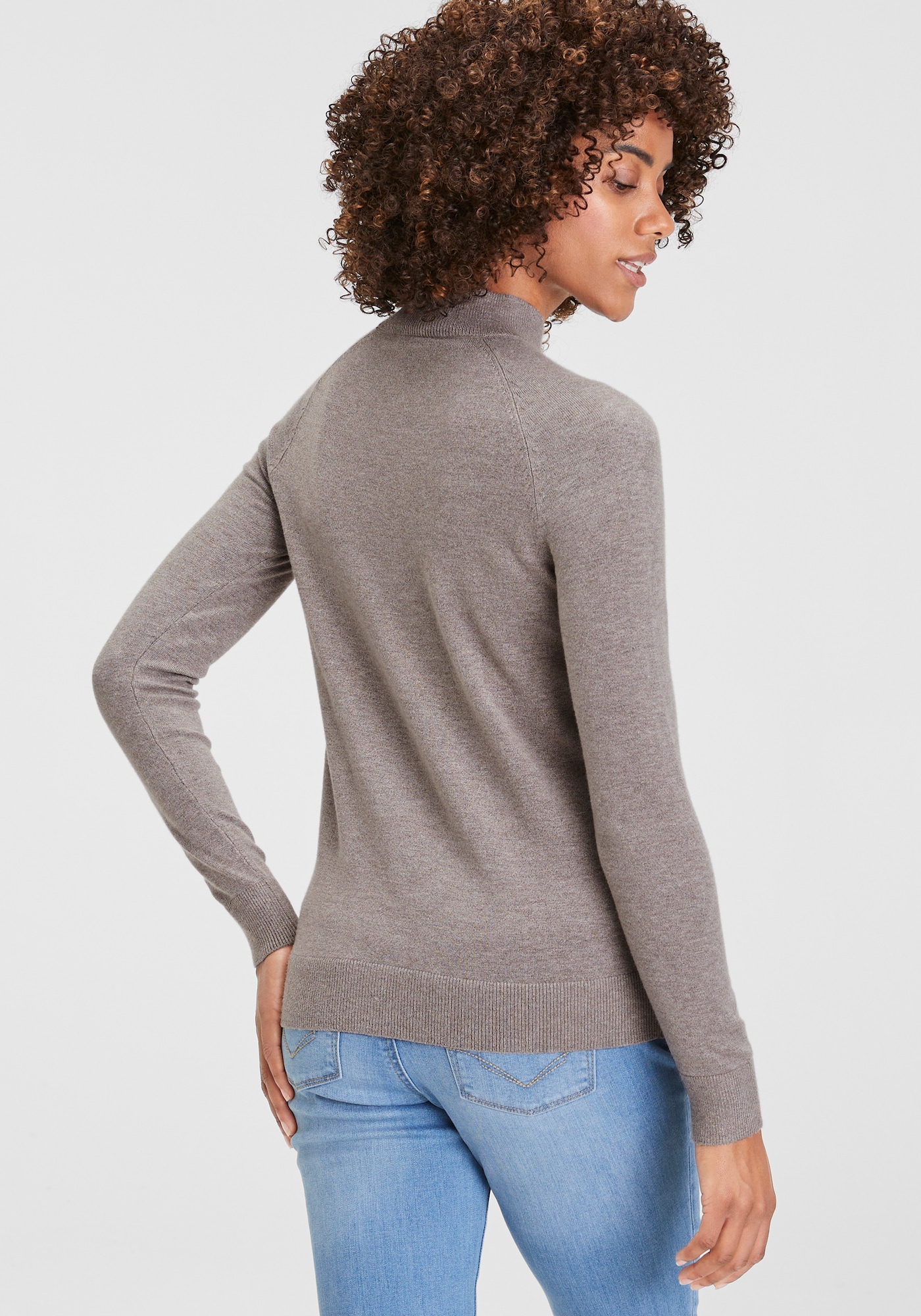 Thumbnail - Pullover